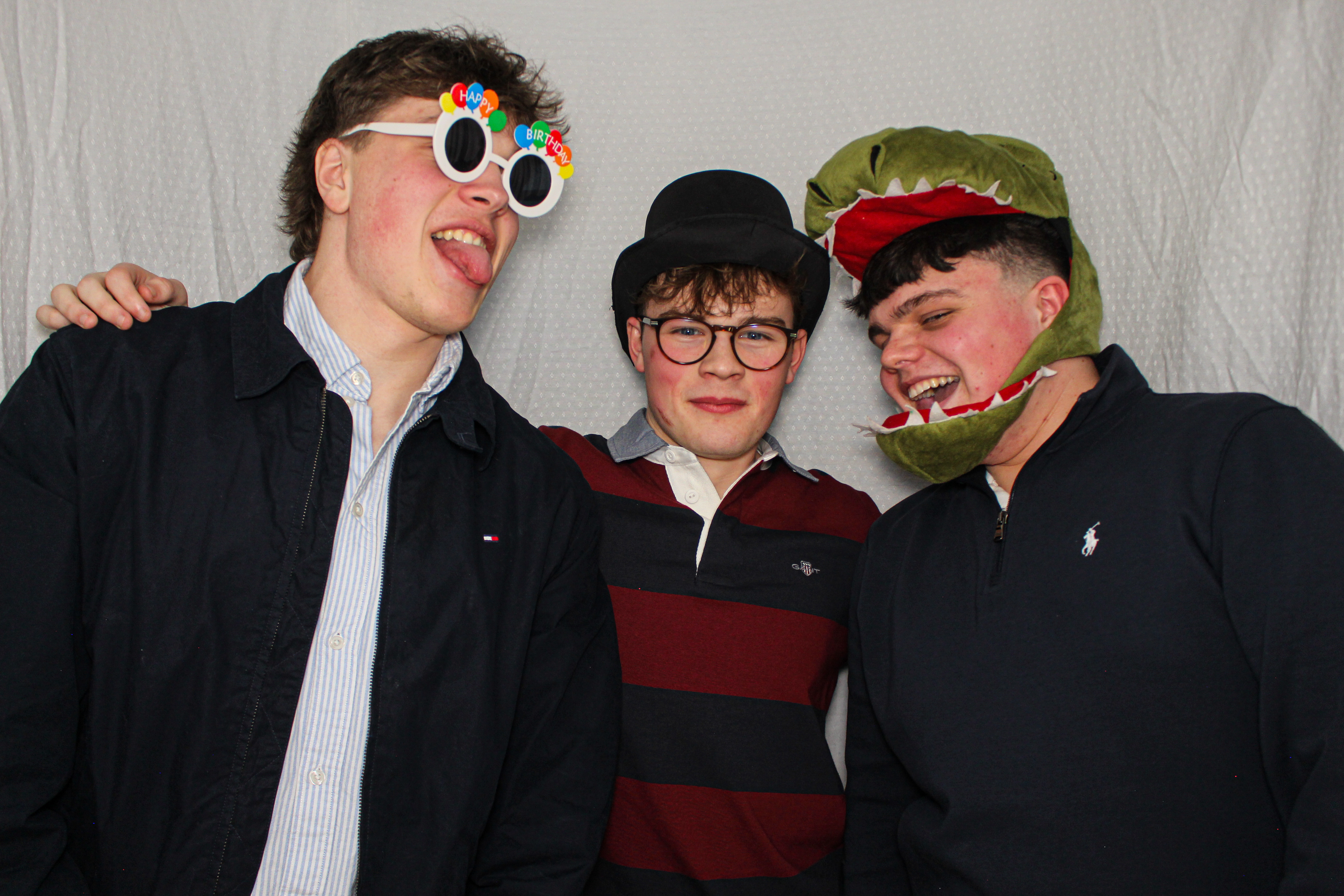 Hannah & Izzy's 18th Birthday Party | View more photos from the event at gallery.capturecube.co.uk/u/Capture-Cube/Hannah-Izzys-18th-Birthday-Party