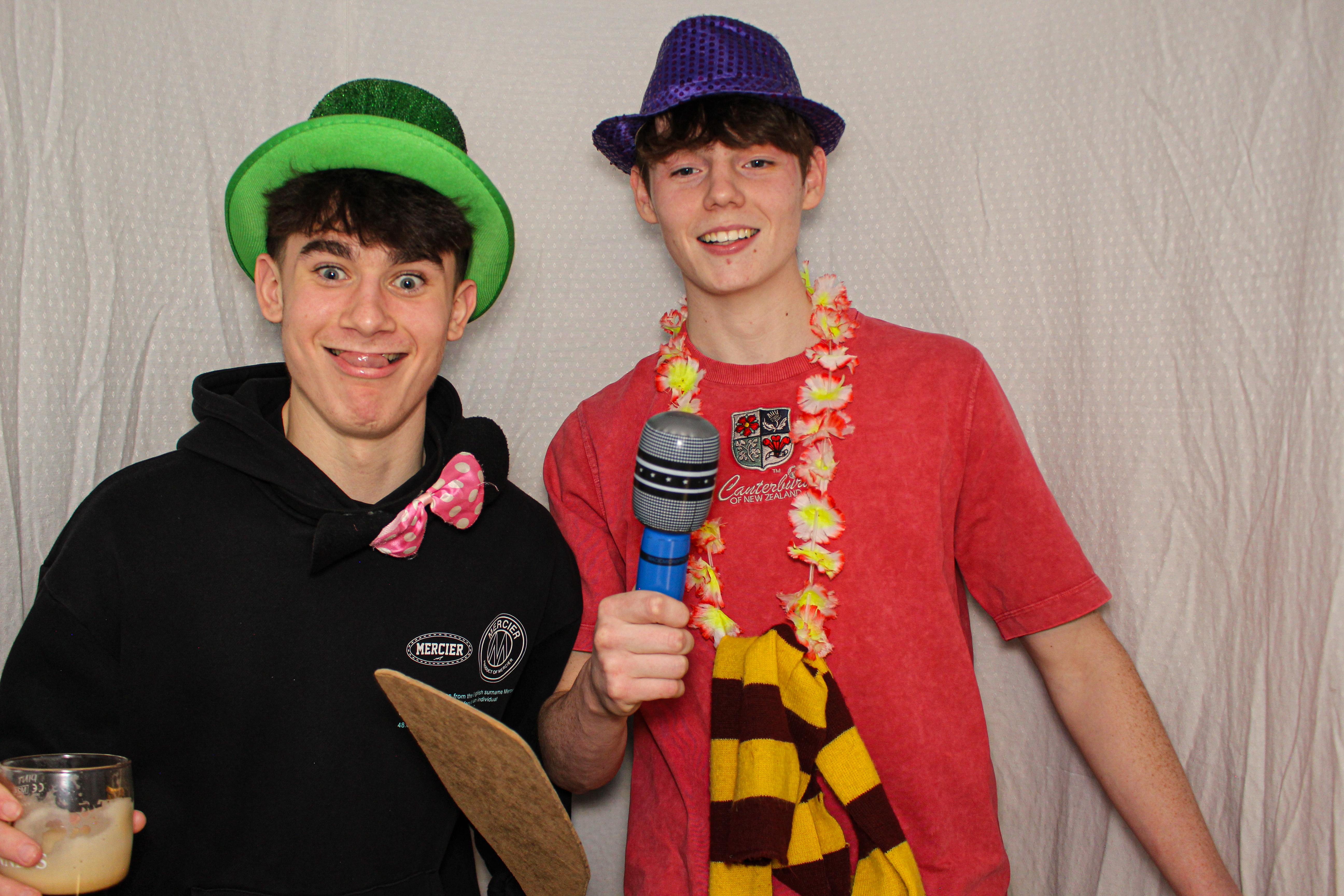 Hannah & Izzy's 18th Birthday Party | View more photos from the event at gallery.capturecube.co.uk/u/Capture-Cube/Hannah-Izzys-18th-Birthday-Party