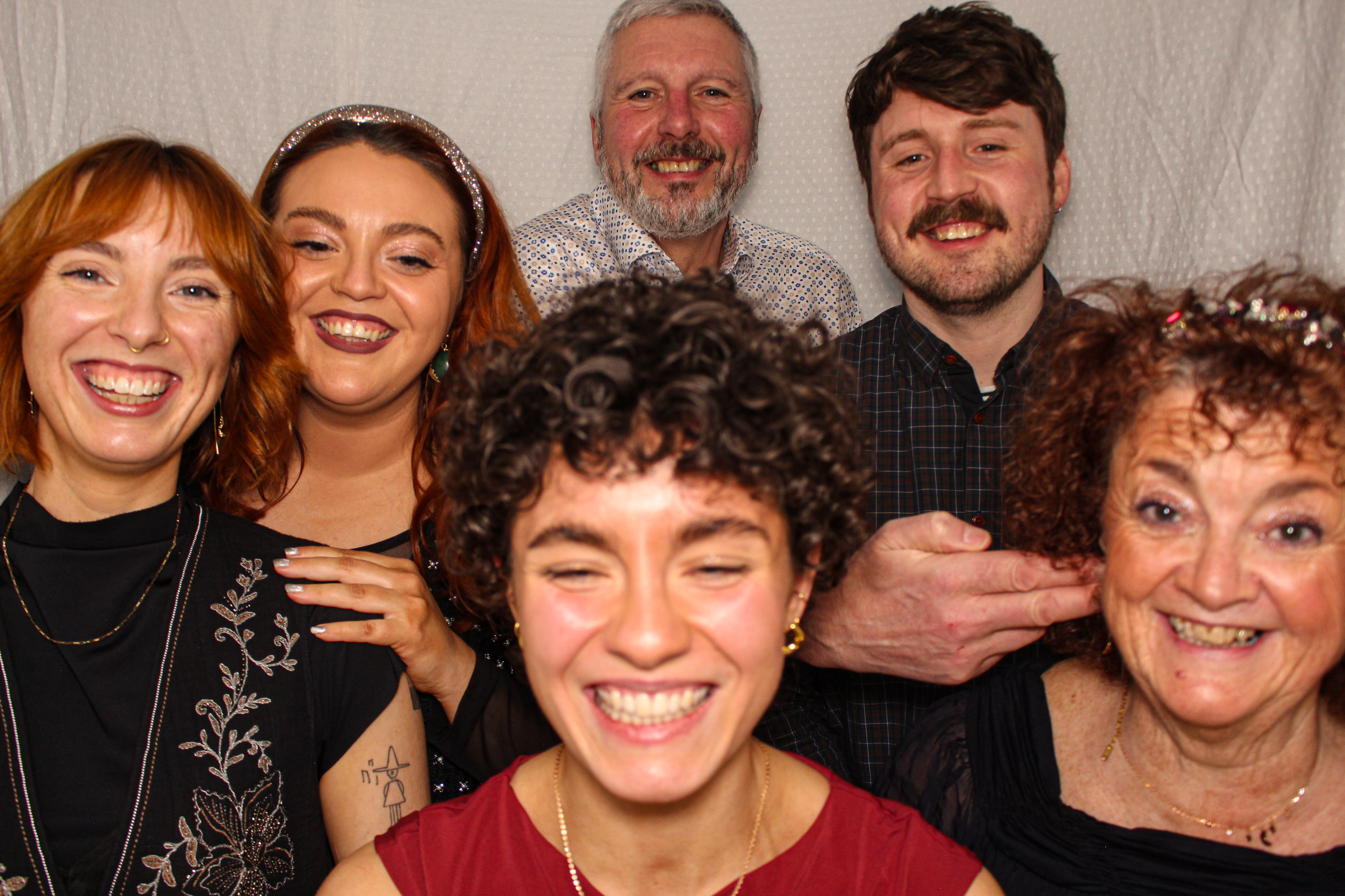 Hannah & Izzy's 18th Birthday Party | View more photos from the event at gallery.capturecube.co.uk/u/Capture-Cube/Hannah-Izzys-18th-Birthday-Party