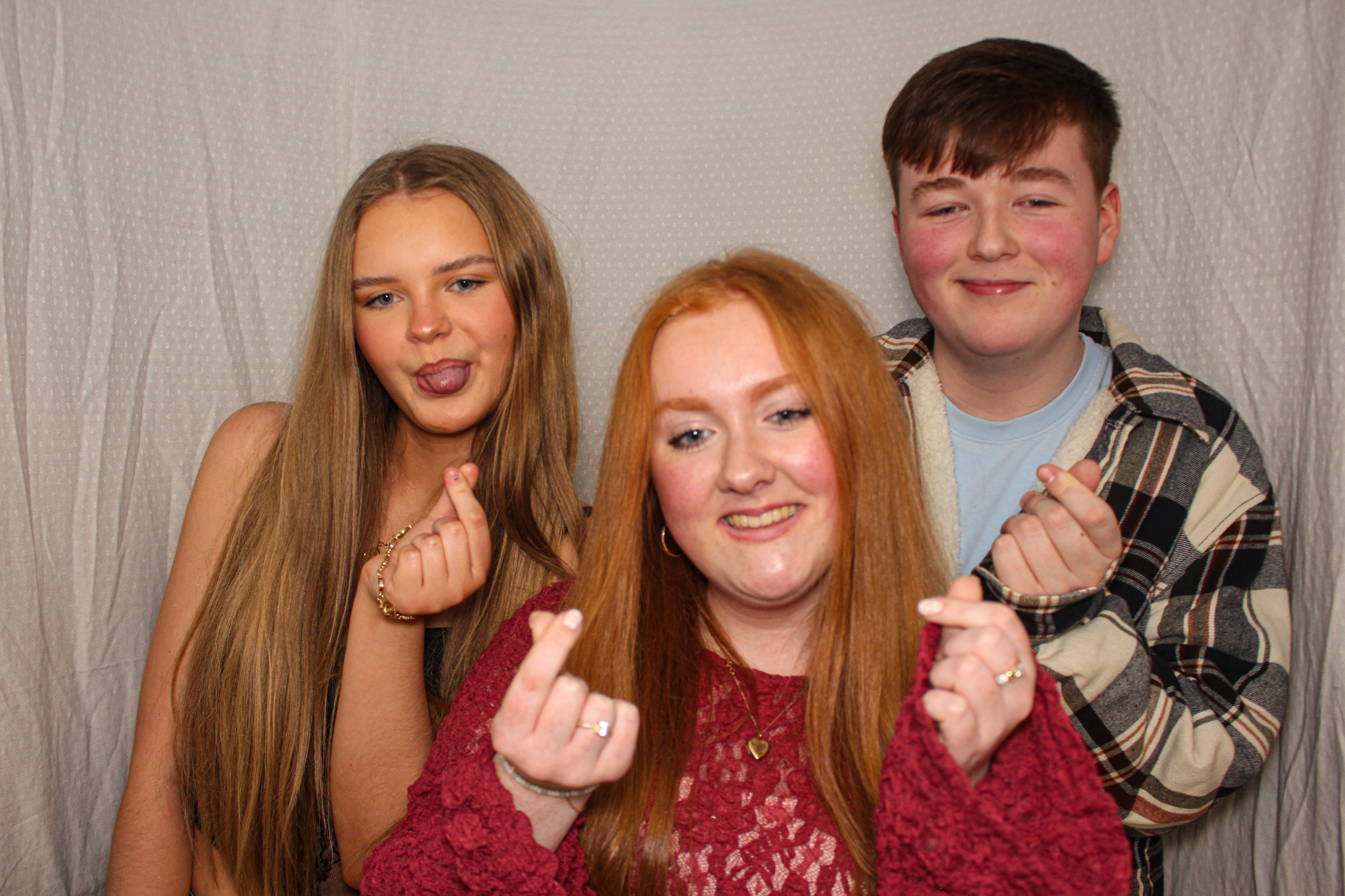 Hannah & Izzy's 18th Birthday Party | View more photos from the event at gallery.capturecube.co.uk/u/Capture-Cube/Hannah-Izzys-18th-Birthday-Party