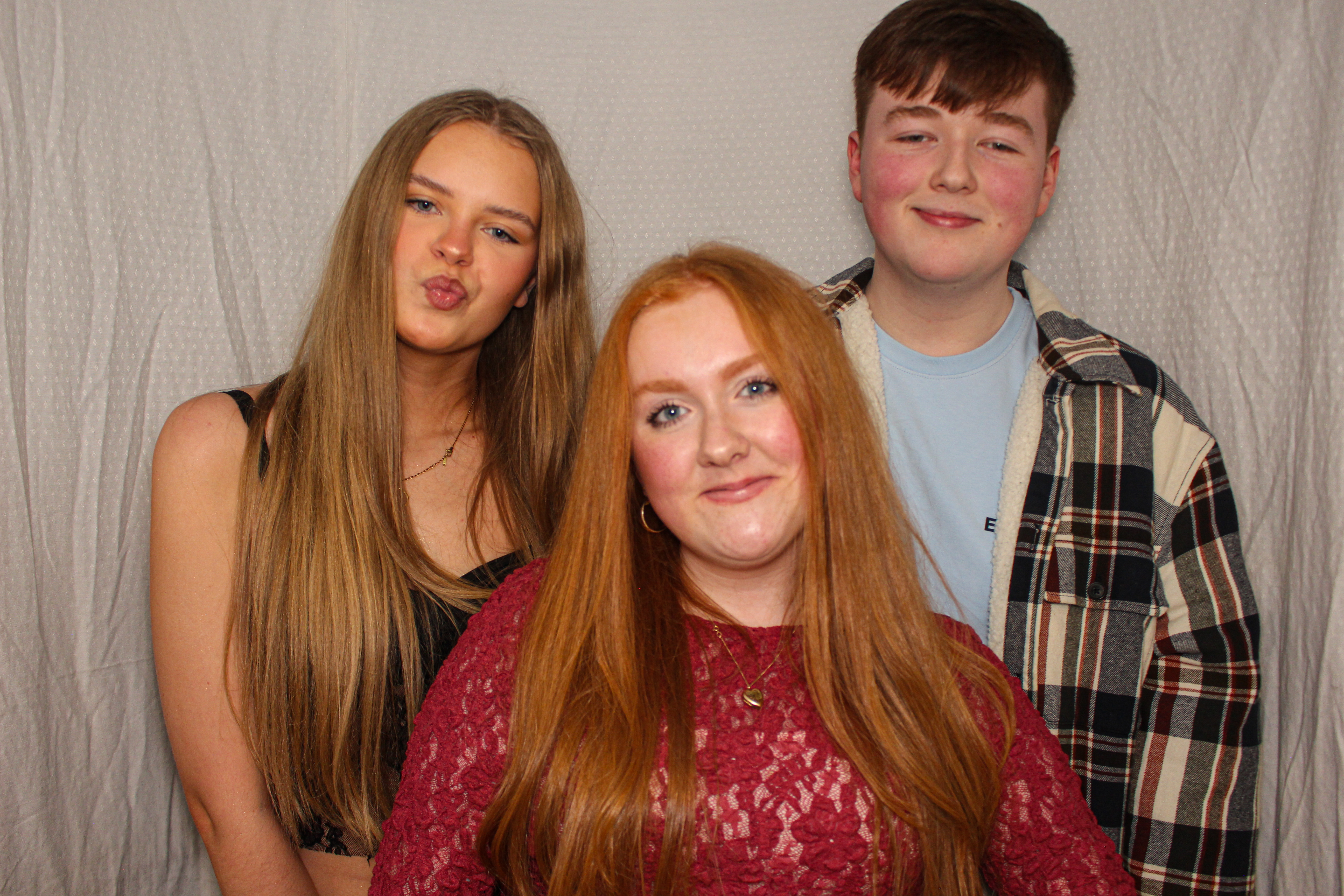 Hannah & Izzy's 18th Birthday Party | View more photos from the event at gallery.capturecube.co.uk/u/Capture-Cube/Hannah-Izzys-18th-Birthday-Party