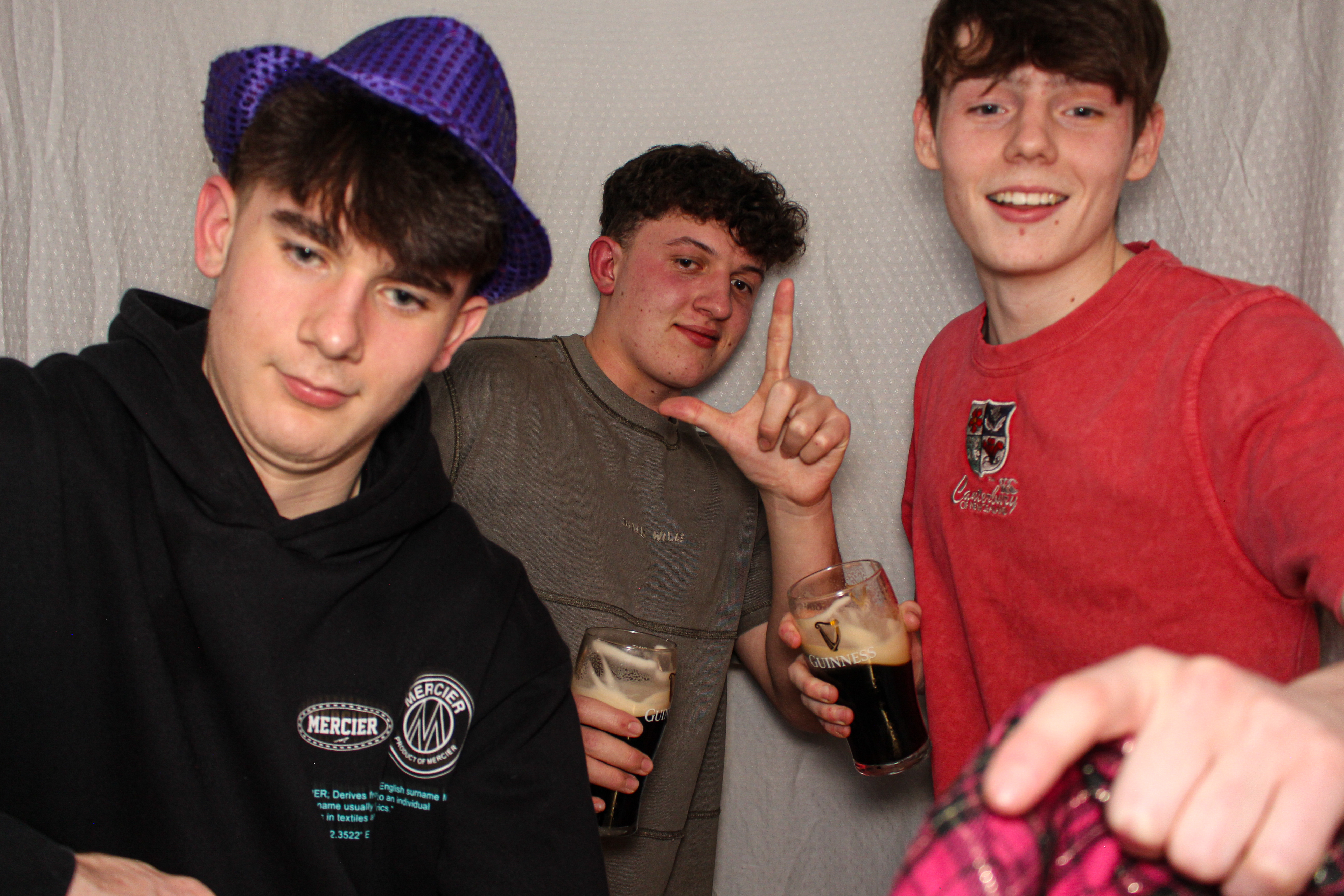 Hannah & Izzy's 18th Birthday Party | View more photos from the event at gallery.capturecube.co.uk/u/Capture-Cube/Hannah-Izzys-18th-Birthday-Party