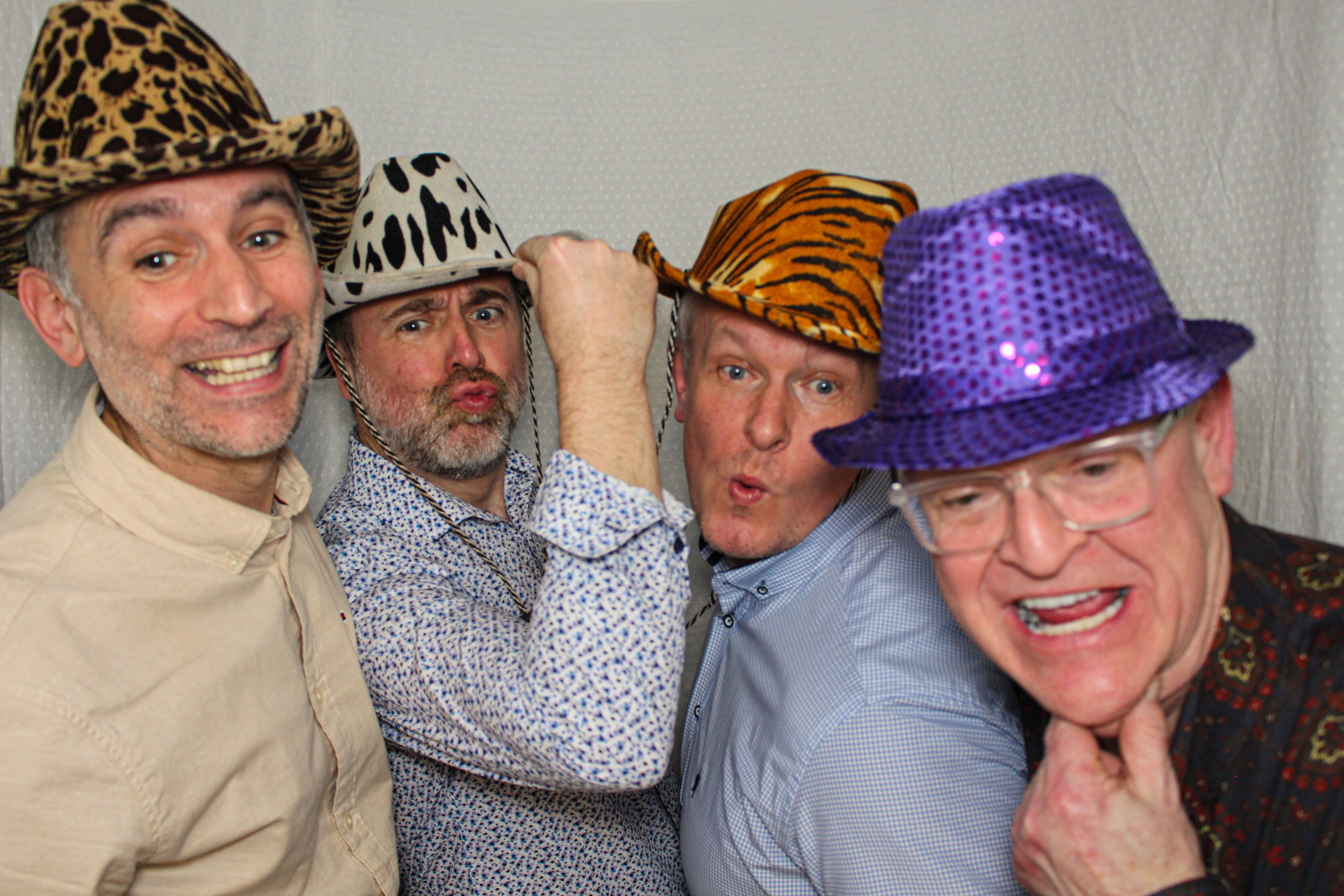 Hannah & Izzy's 18th Birthday Party | View more photos from the event at gallery.capturecube.co.uk/u/Capture-Cube/Hannah-Izzys-18th-Birthday-Party