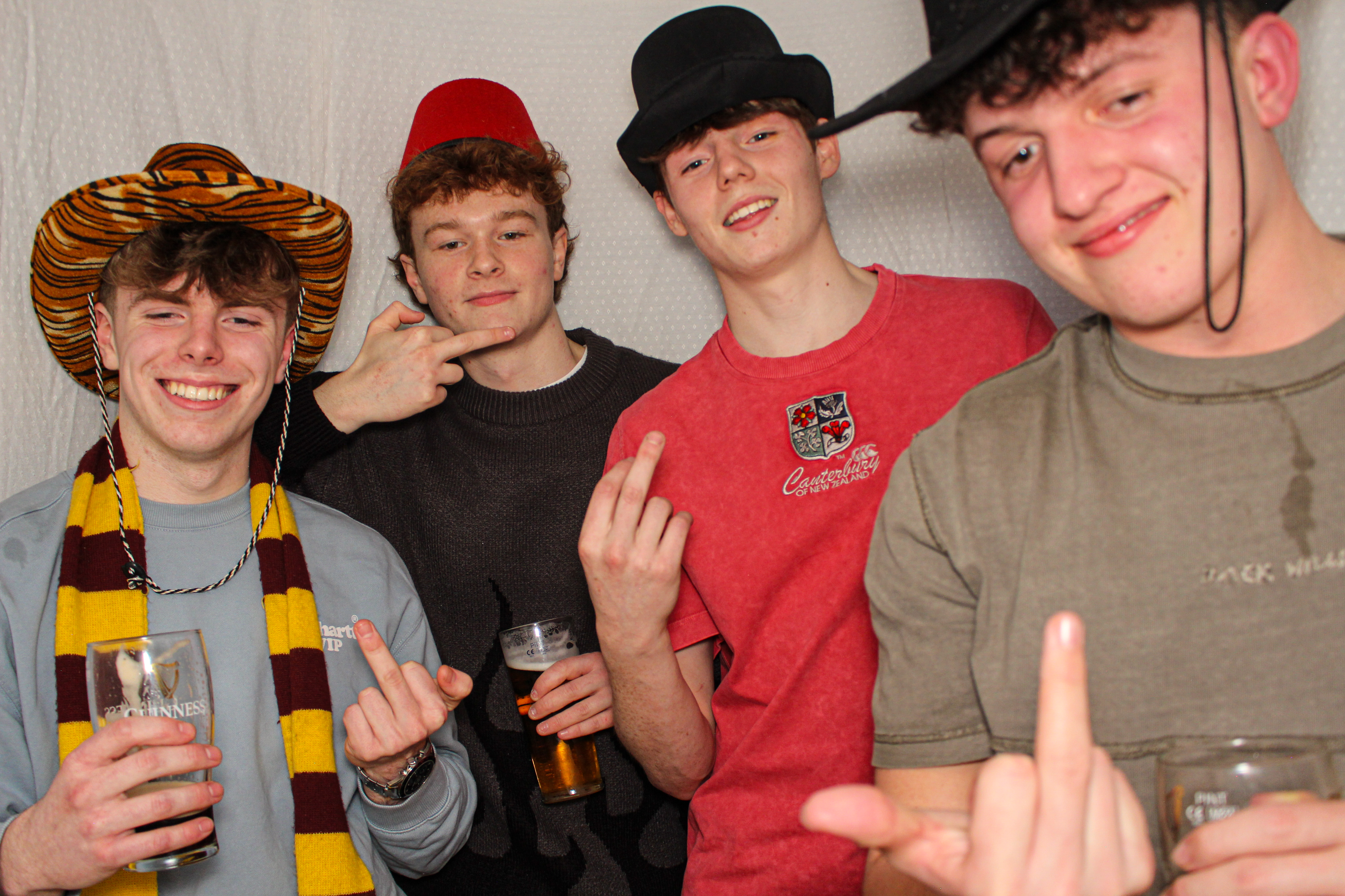 Hannah & Izzy's 18th Birthday Party | View more photos from the event at gallery.capturecube.co.uk/u/Capture-Cube/Hannah-Izzys-18th-Birthday-Party