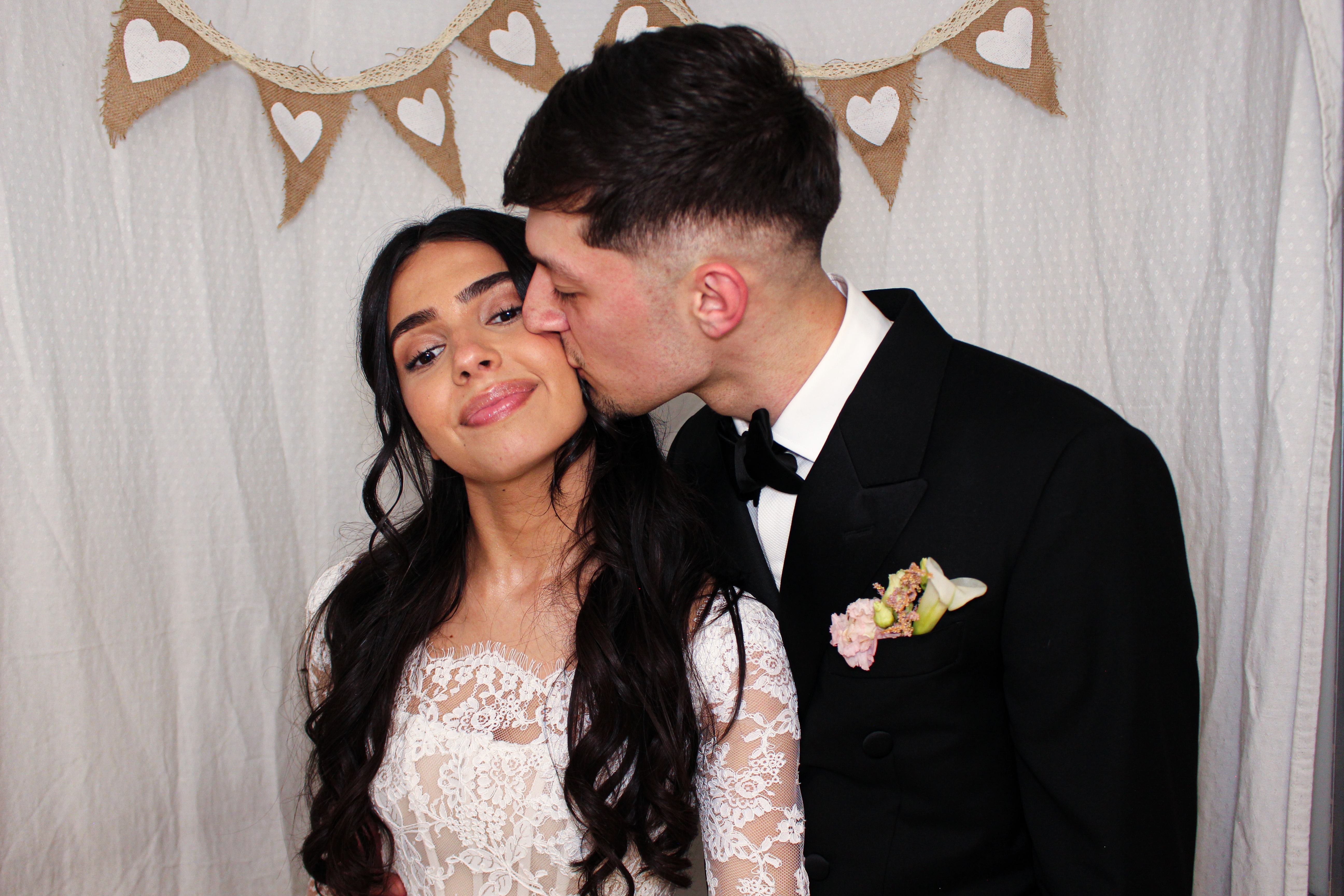Ligia & Jonathan's & Wedding | View more photos from the event at gallery.capturecube.co.uk/u/Capture-Cube/Ligia-Jonathans-Wedding