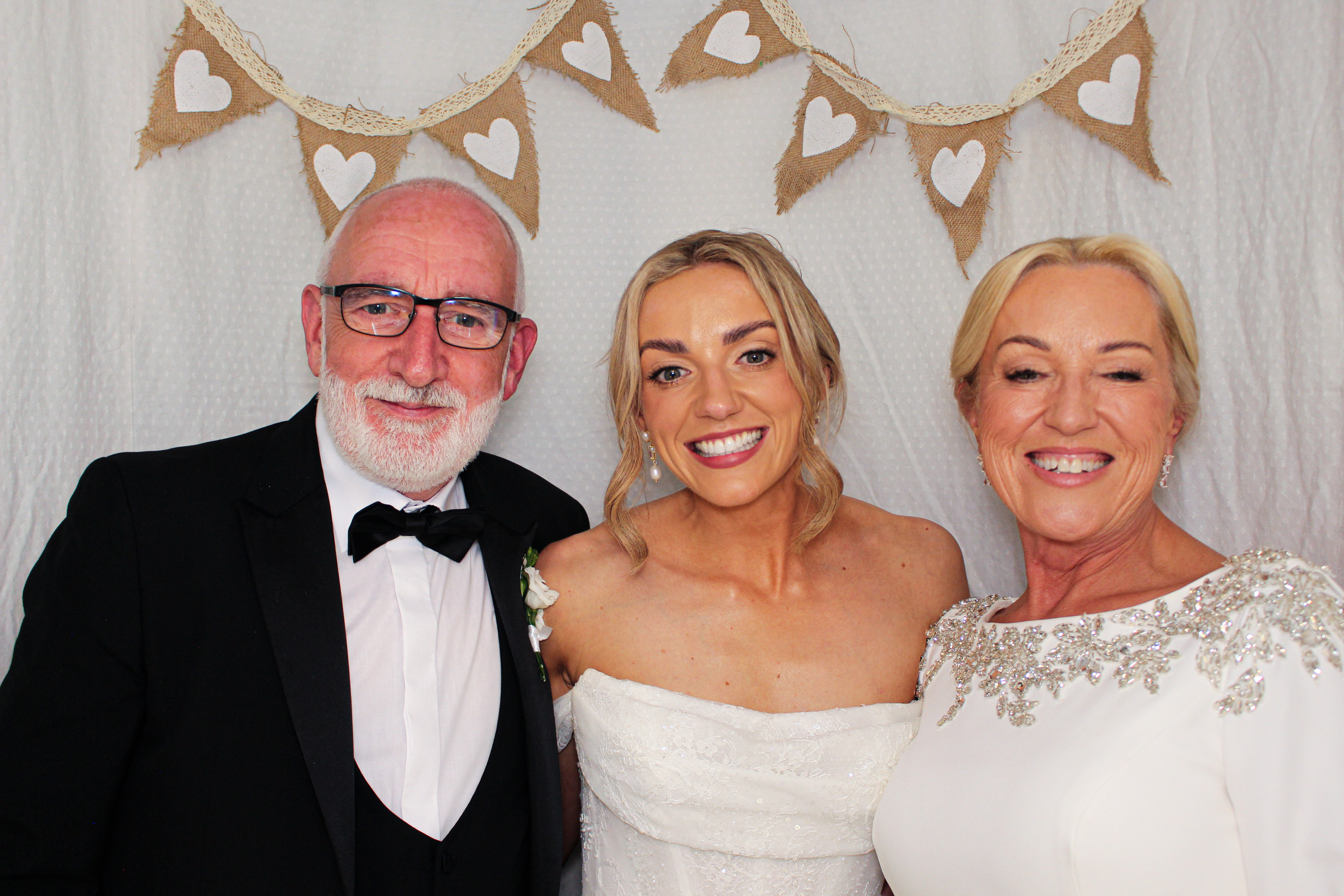 Niamh & Emmett's Wedding | View more photos from the event at gallery.capturecube.co.uk/u/Capture-Cube/Niamh-Emmetts-Wedding
