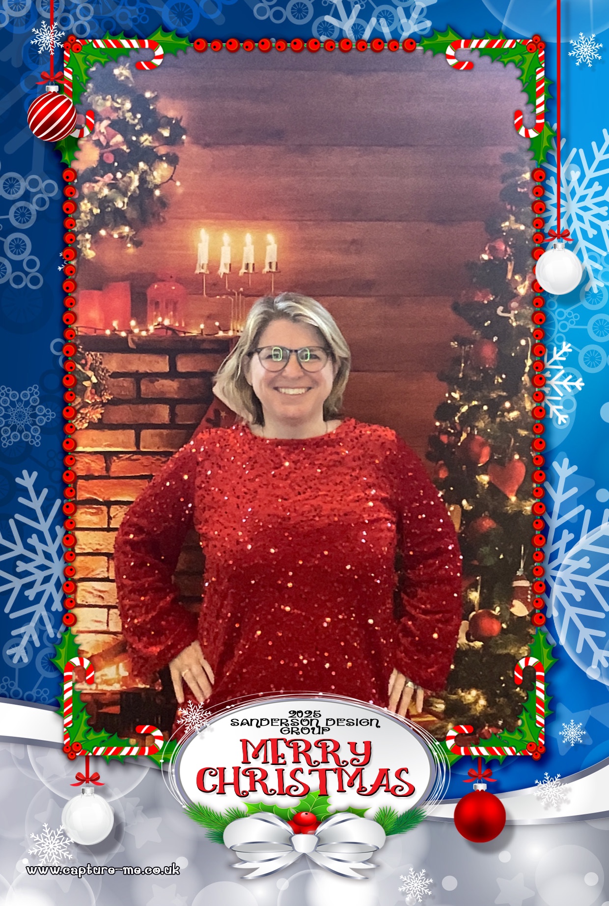 Sanderson Christmas Party 25 | View more photos from the event at gallery.capture-me.co.uk/u/Capture-me/Sanderson-Christmas-Party-25