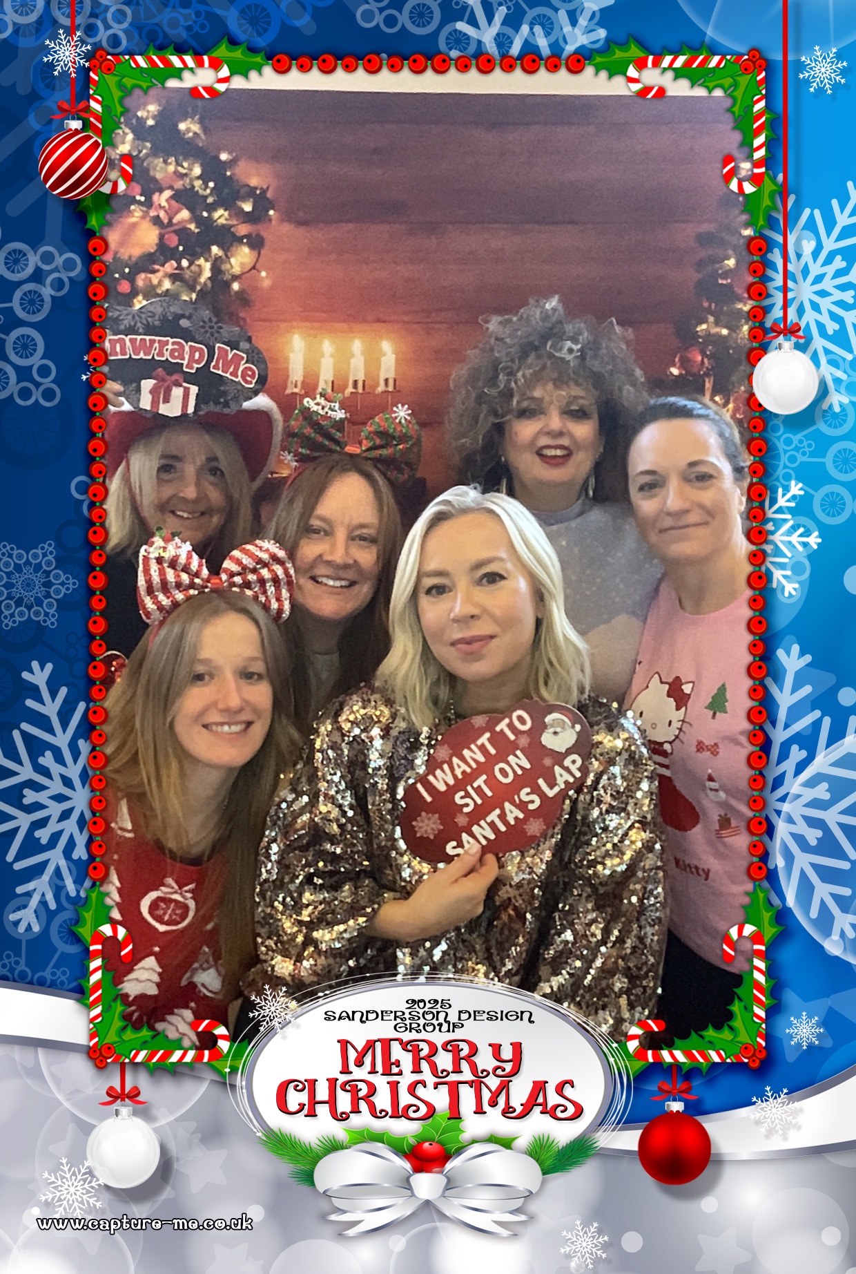 Sanderson Christmas Party 25 | View more photos from the event at gallery.capture-me.co.uk/u/Capture-me/Sanderson-Christmas-Party-25