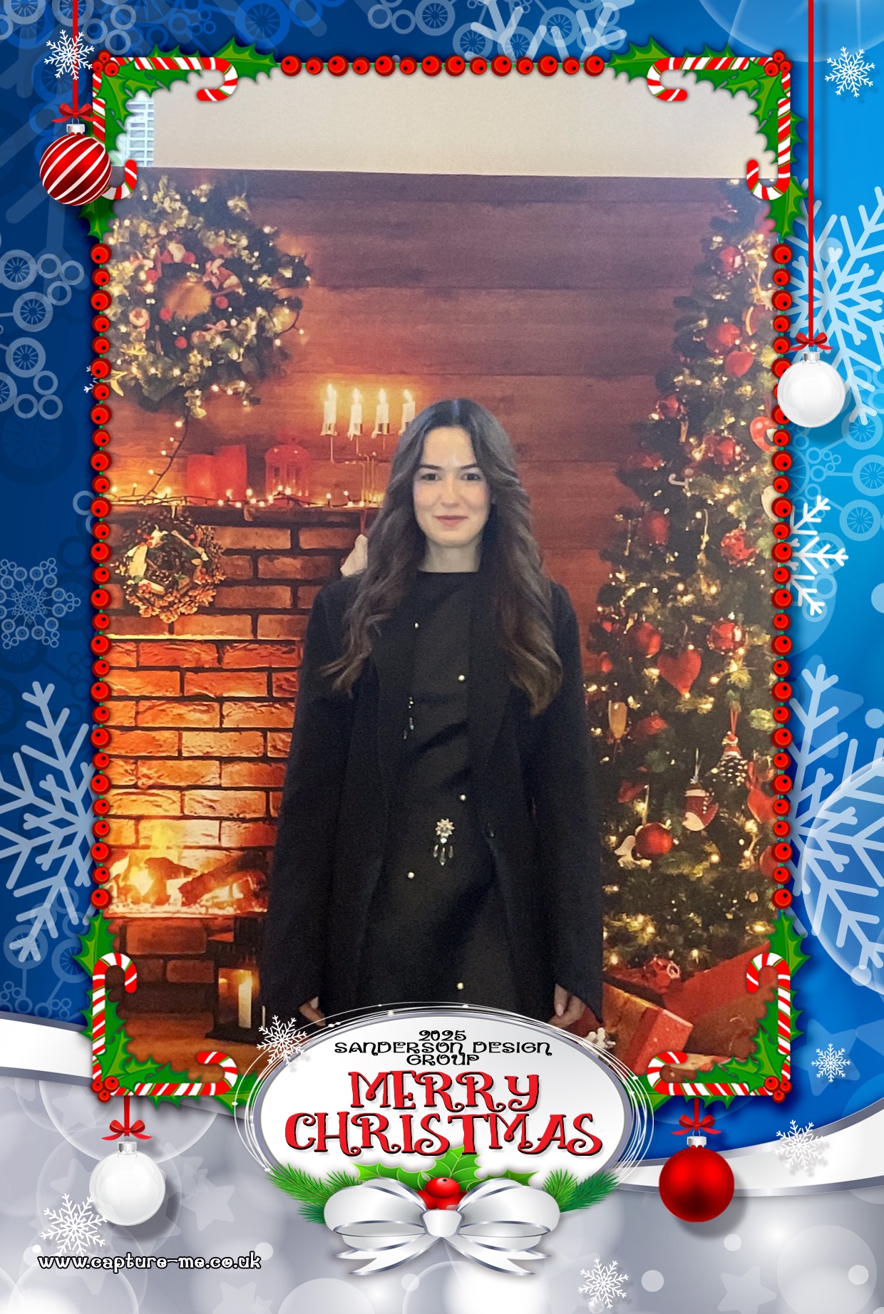 Sanderson Christmas Party 25 | View more photos from the event at gallery.capture-me.co.uk/u/Capture-me/Sanderson-Christmas-Party-25