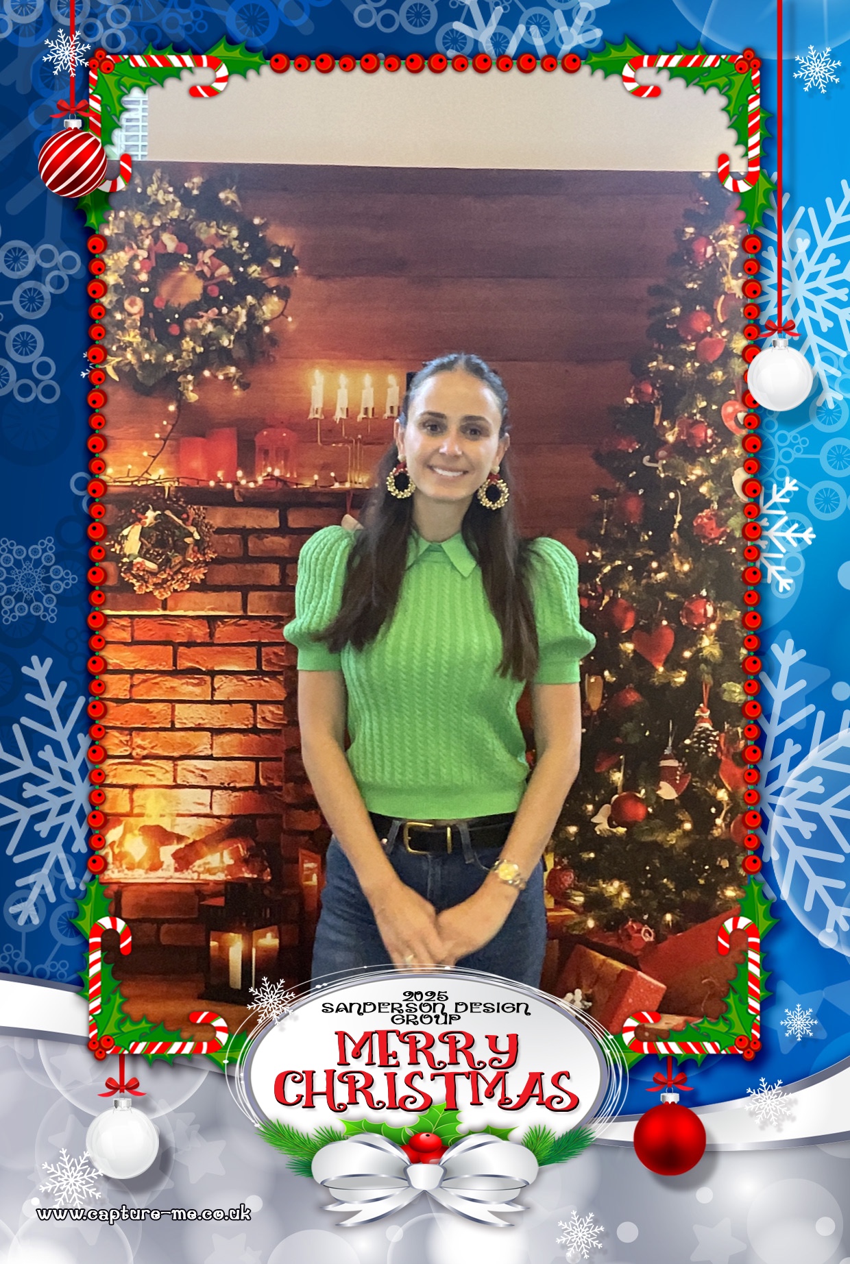 Sanderson Christmas Party 25 | View more photos from the event at gallery.capture-me.co.uk/u/Capture-me/Sanderson-Christmas-Party-25