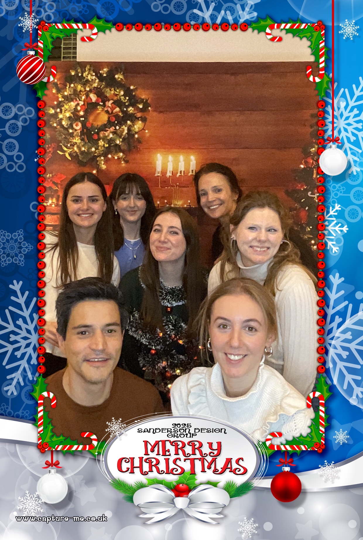 Sanderson Christmas Party 25 | View more photos from the event at gallery.capture-me.co.uk/u/Capture-me/Sanderson-Christmas-Party-25