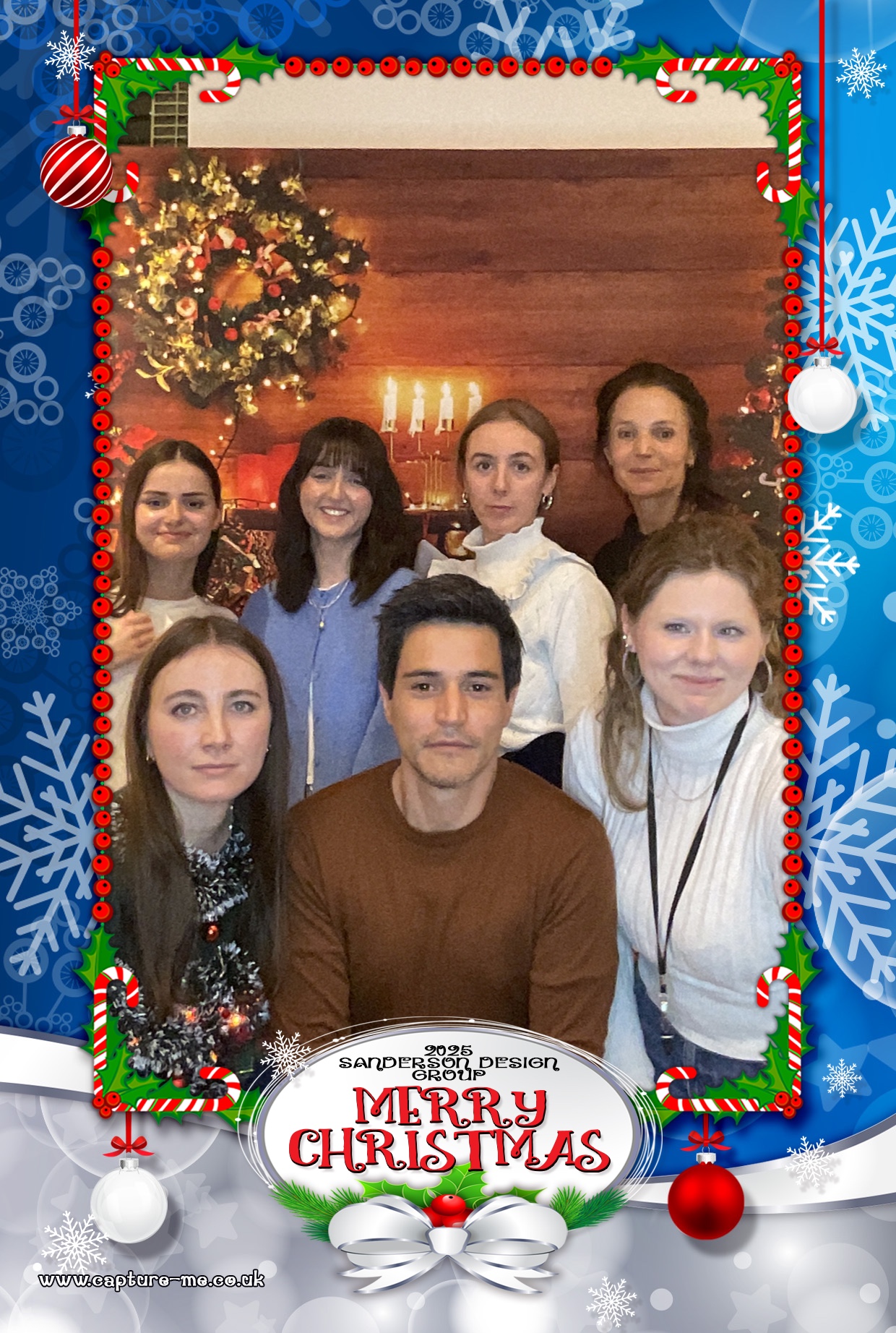 Sanderson Christmas Party 25 | View more photos from the event at gallery.capture-me.co.uk/u/Capture-me/Sanderson-Christmas-Party-25