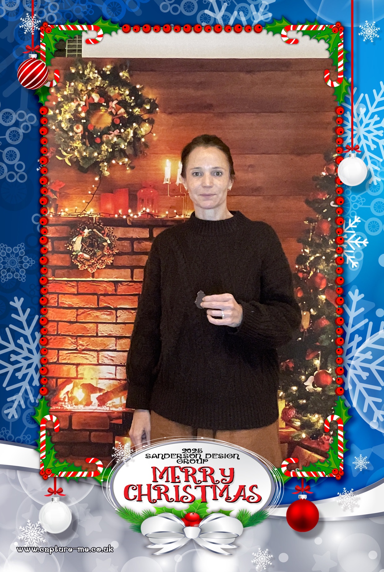 Sanderson Christmas Party 25 | View more photos from the event at gallery.capture-me.co.uk/u/Capture-me/Sanderson-Christmas-Party-25