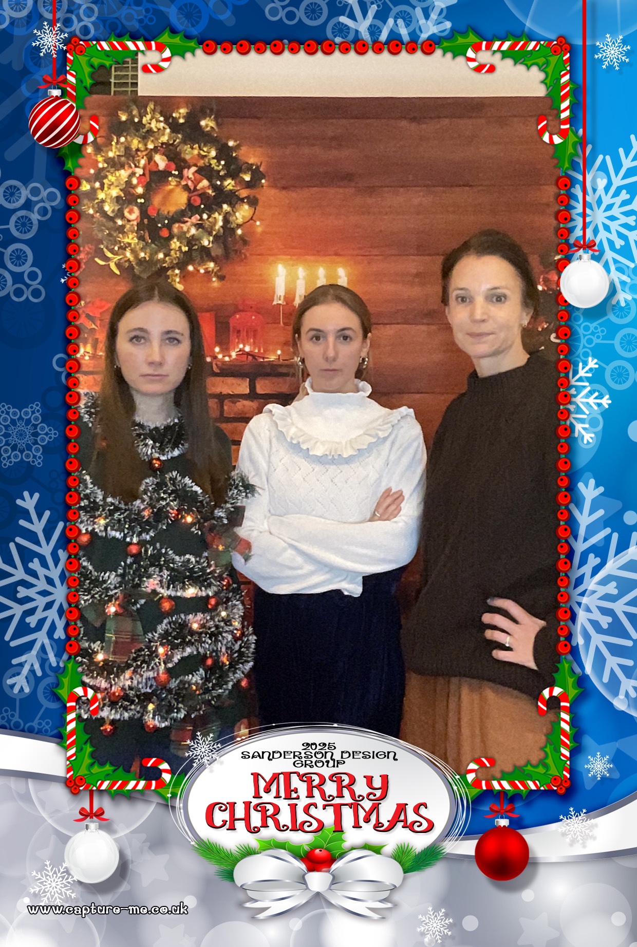 Sanderson Christmas Party 25 | View more photos from the event at gallery.capture-me.co.uk/u/Capture-me/Sanderson-Christmas-Party-25