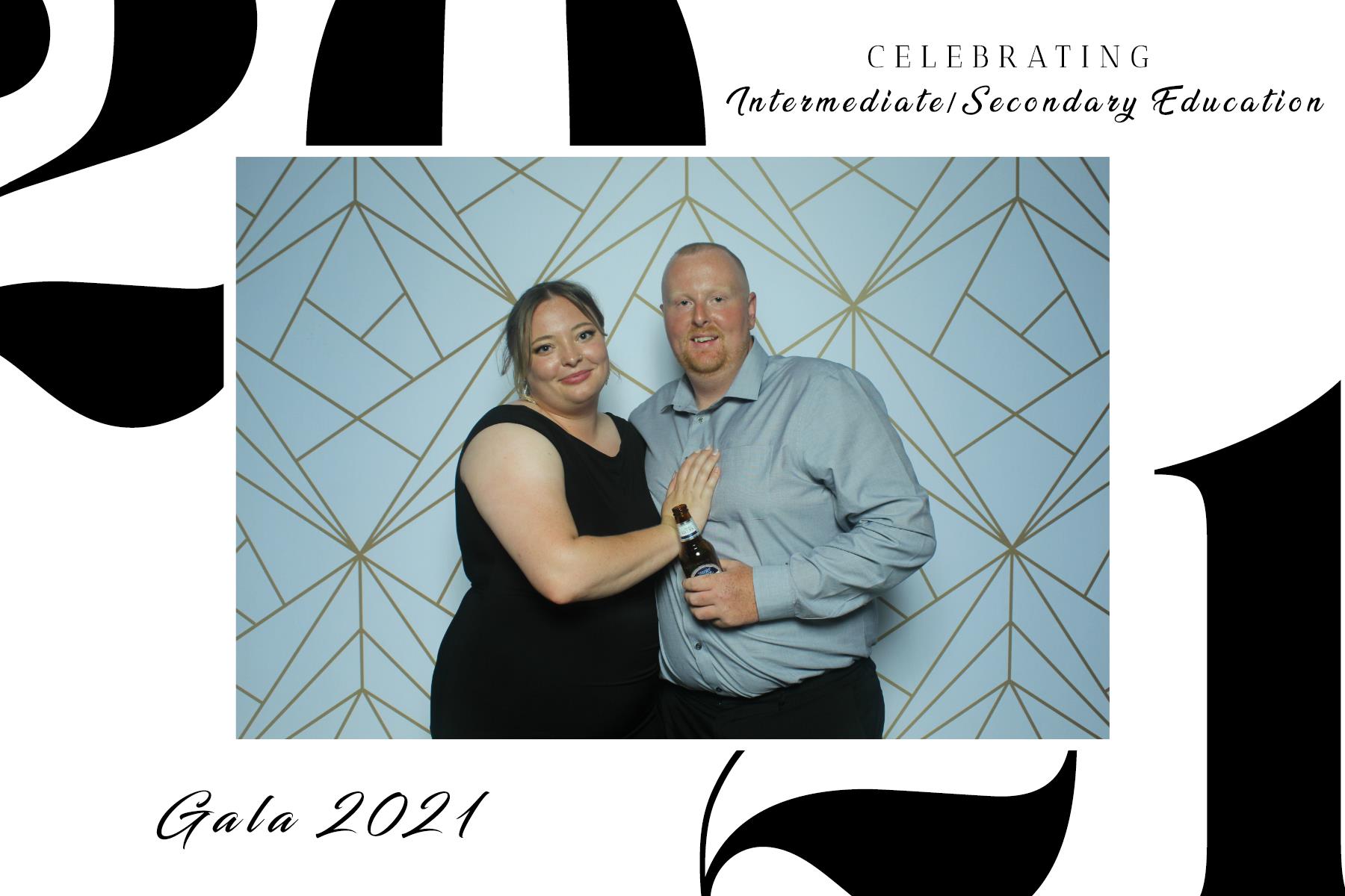 Intermediate/Secondary Education Gala 2021 | View more photos from the event at gallery.capturethemomentnl.ca/u/CaptureTheMoment/IntermediateSecondary-Education-Gala-2021