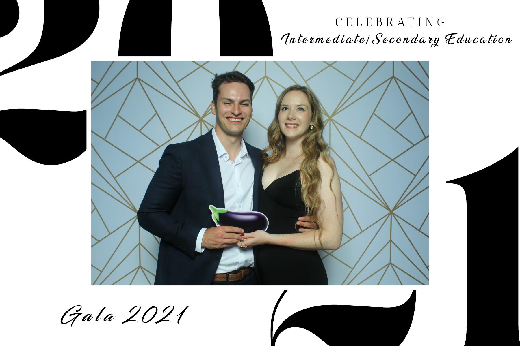 Intermediate/Secondary Education Gala 2021 | View more photos from the event at gallery.capturethemomentnl.ca/u/CaptureTheMoment/IntermediateSecondary-Education-Gala-2021