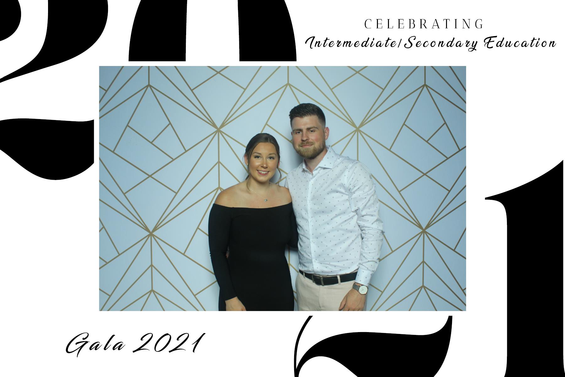 Intermediate/Secondary Education Gala 2021 | View more photos from the event at gallery.capturethemomentnl.ca/u/CaptureTheMoment/IntermediateSecondary-Education-Gala-2021