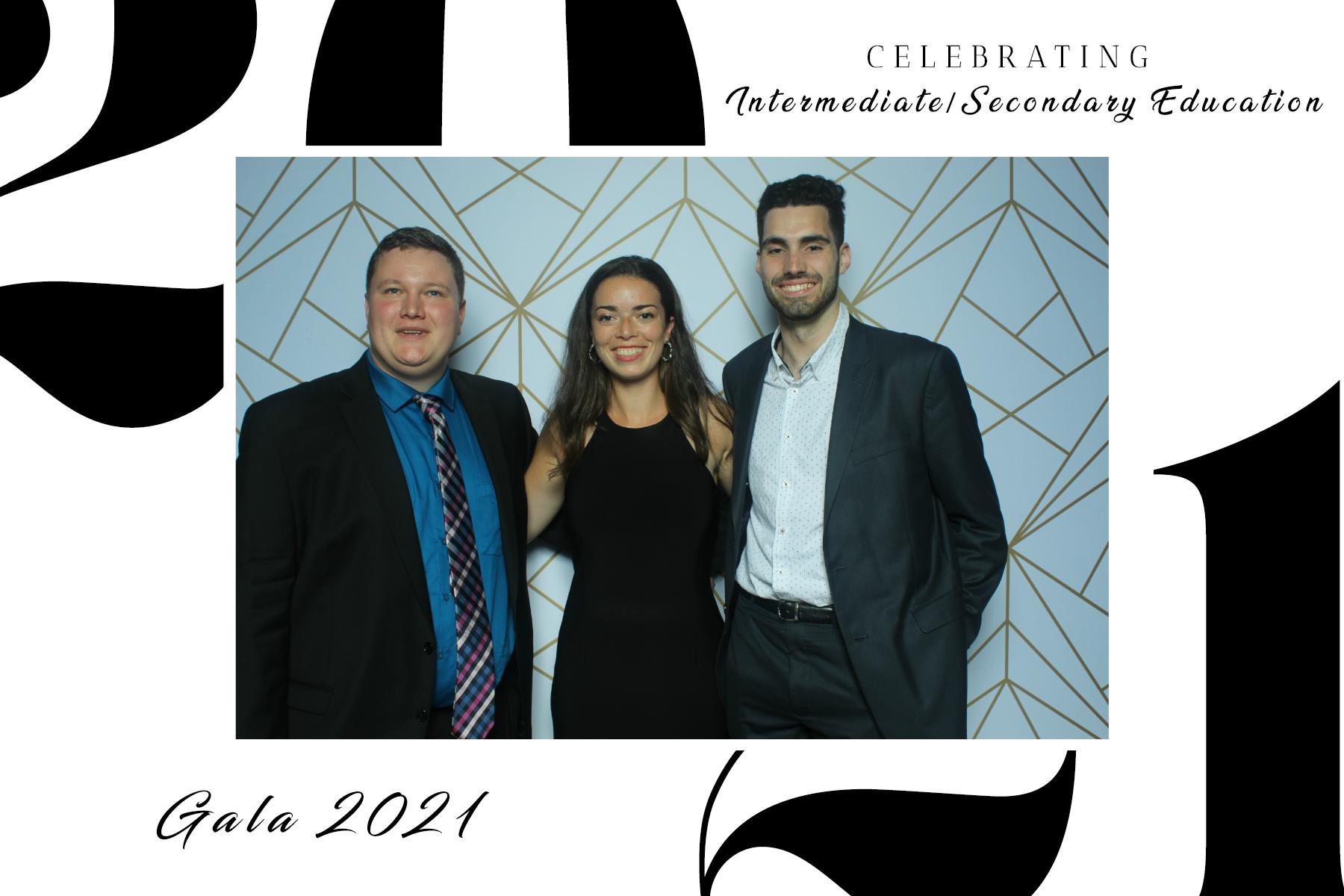 Intermediate/Secondary Education Gala 2021 | View more photos from the event at gallery.capturethemomentnl.ca/u/CaptureTheMoment/IntermediateSecondary-Education-Gala-2021