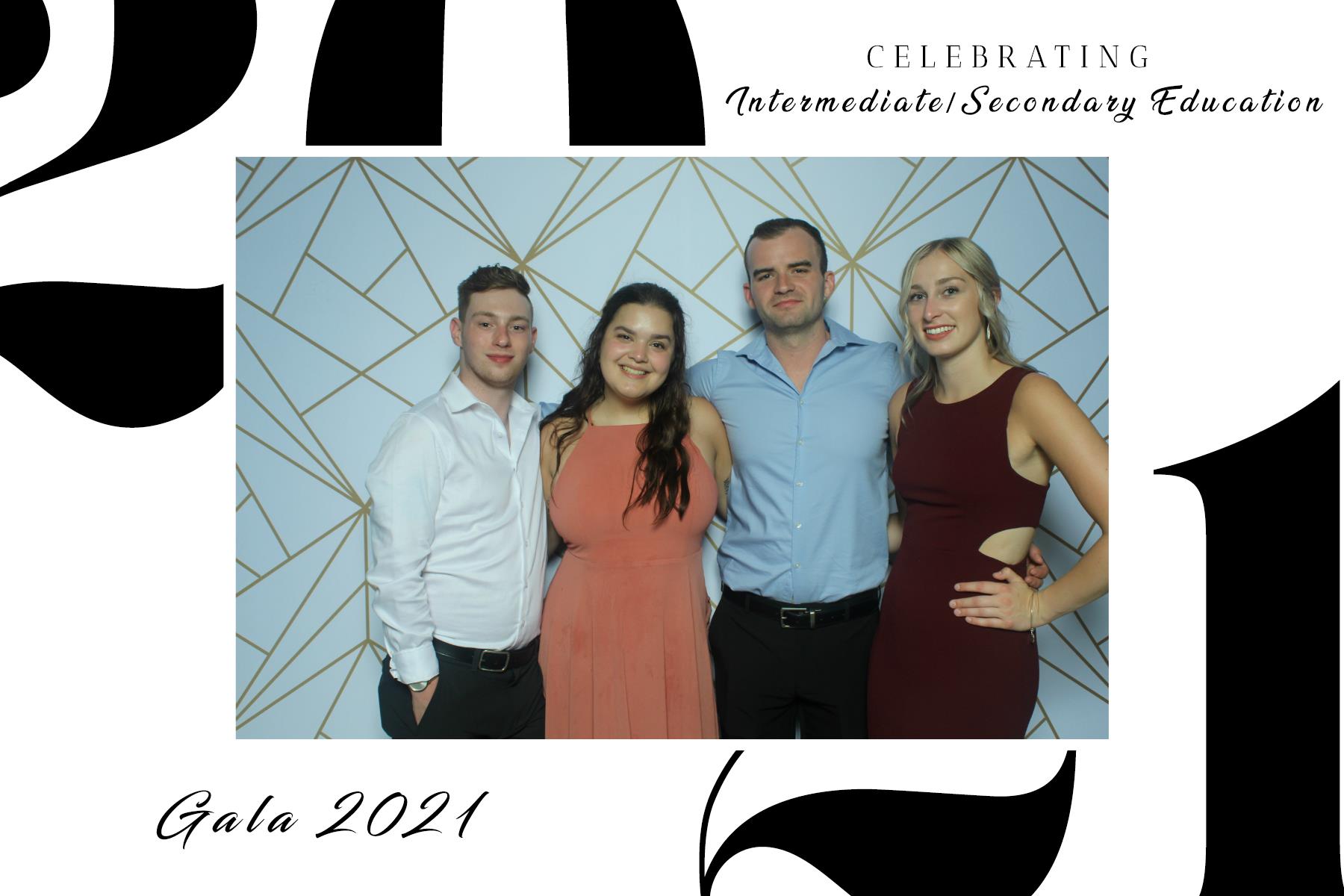 Intermediate/Secondary Education Gala 2021 | View more photos from the event at gallery.capturethemomentnl.ca/u/CaptureTheMoment/IntermediateSecondary-Education-Gala-2021