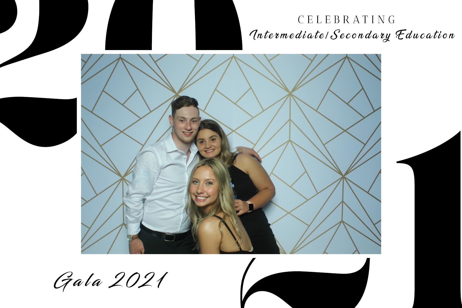 Intermediate/Secondary Education Gala 2021 | View more photos from the event at gallery.capturethemomentnl.ca/u/CaptureTheMoment/IntermediateSecondary-Education-Gala-2021