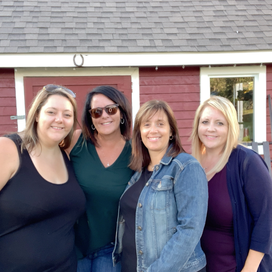 Family 2022 | View more photos from the event at gallery.capturethemomentnl.ca/u/CaptureTheMoment/Family-2022