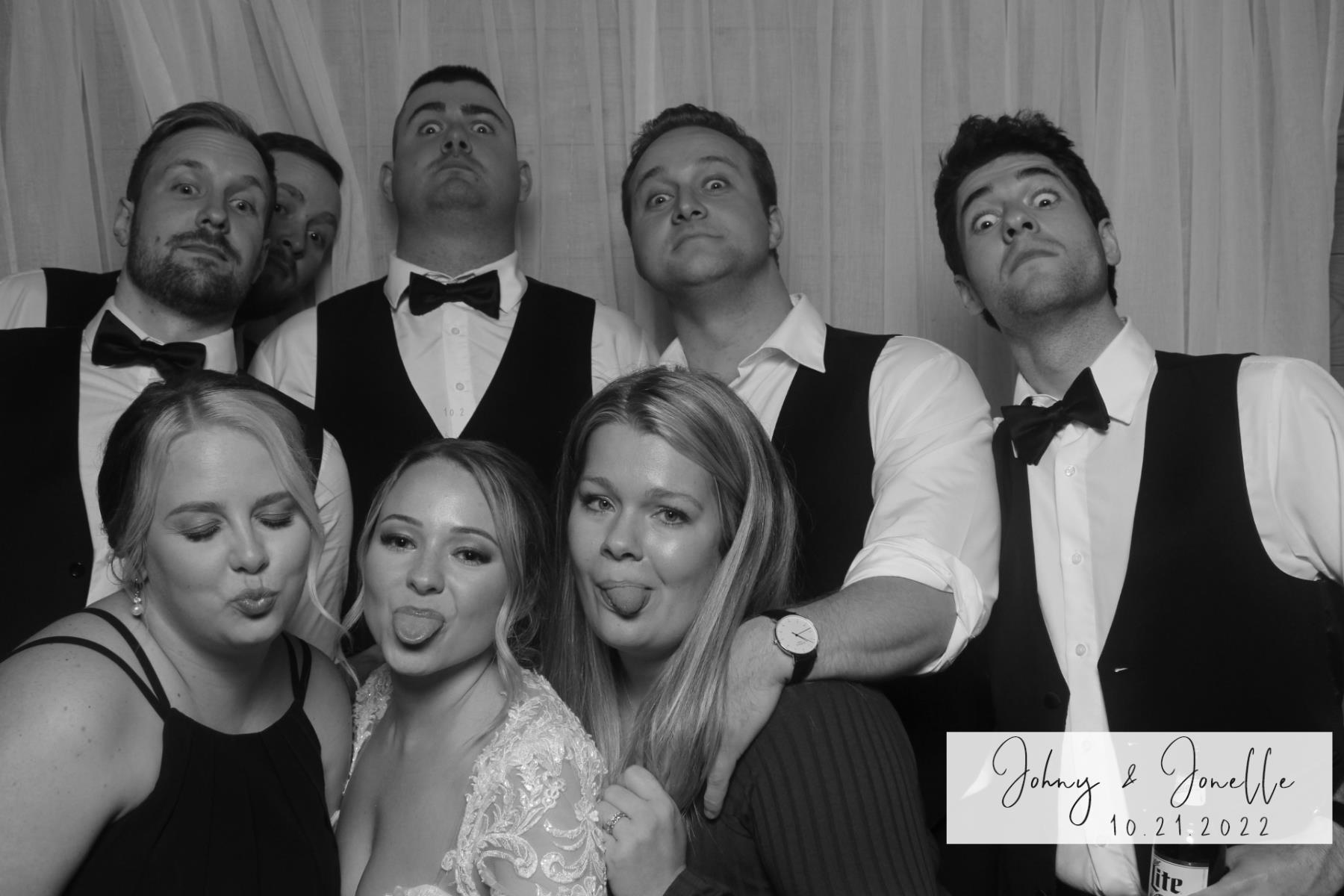 Jonelle + Johny | View more photos from the event at gallery.capturethemomentnl.ca/u/CaptureTheMoment/Jonelle-Johny