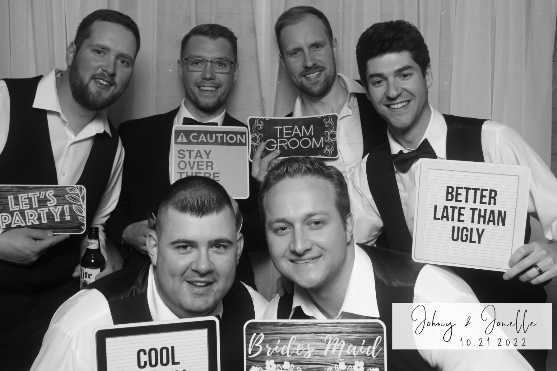 Jonelle + Johny | View more photos from the event at gallery.capturethemomentnl.ca/u/CaptureTheMoment/Jonelle-Johny