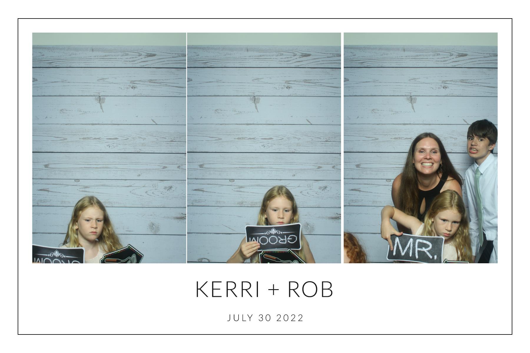 Kerri and Rob  | View more photos from the event at gallery.capturethemomentnl.ca/u/CaptureTheMoment/Kerri-and-Rob