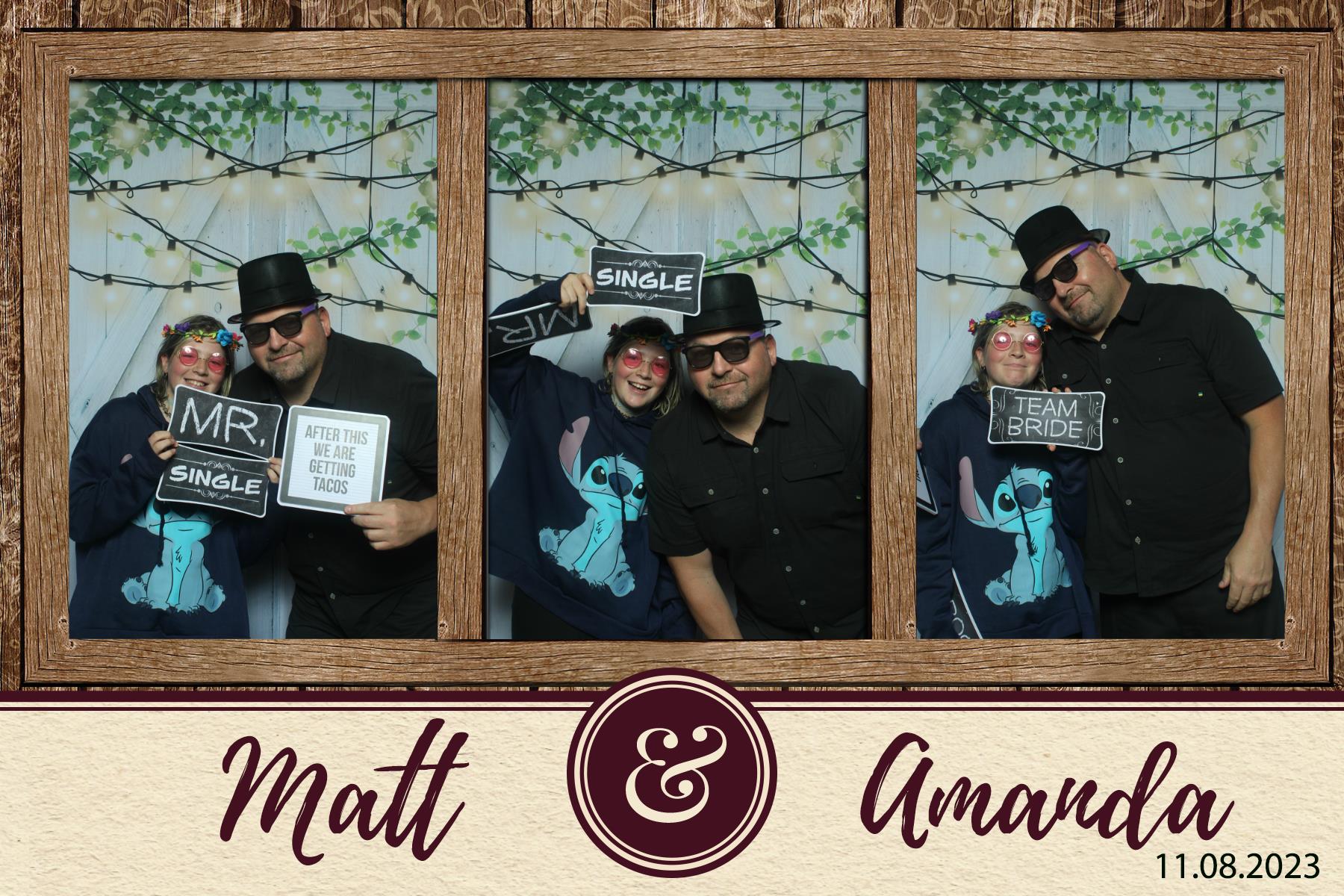 Amanda + Matt  | View more photos from the event at gallery.capturethemomentnl.ca/u/CaptureTheMoment/Amanda-Matt