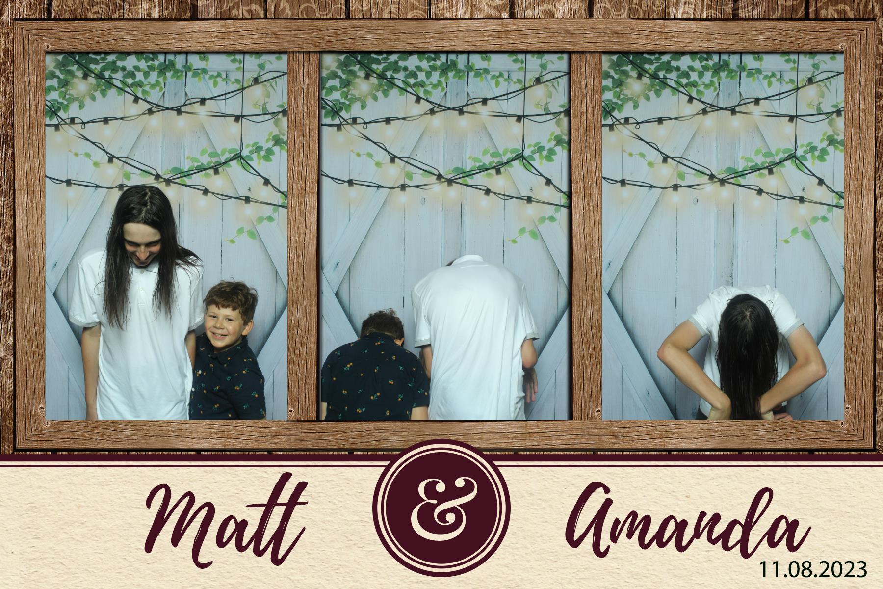 Amanda + Matt  | View more photos from the event at gallery.capturethemomentnl.ca/u/CaptureTheMoment/Amanda-Matt