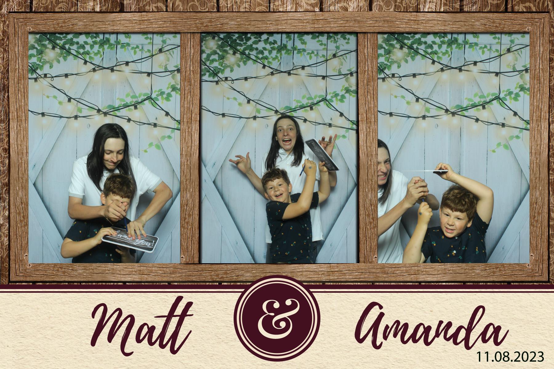 Amanda + Matt  | View more photos from the event at gallery.capturethemomentnl.ca/u/CaptureTheMoment/Amanda-Matt