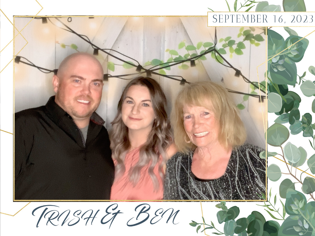 Ben + Trish  | View more photos from the event at gallery.capturethemomentnl.ca/u/CaptureTheMoment/Ben-Trish