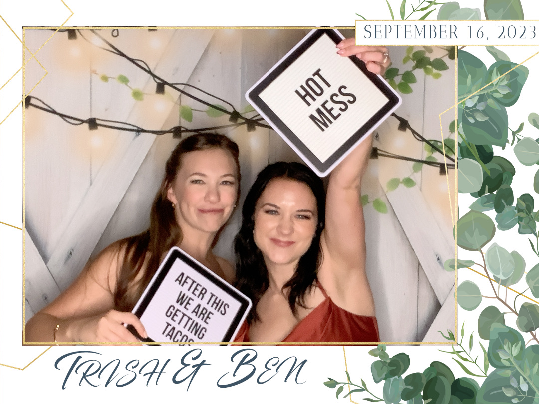 Ben + Trish  | View more photos from the event at gallery.capturethemomentnl.ca/u/CaptureTheMoment/Ben-Trish