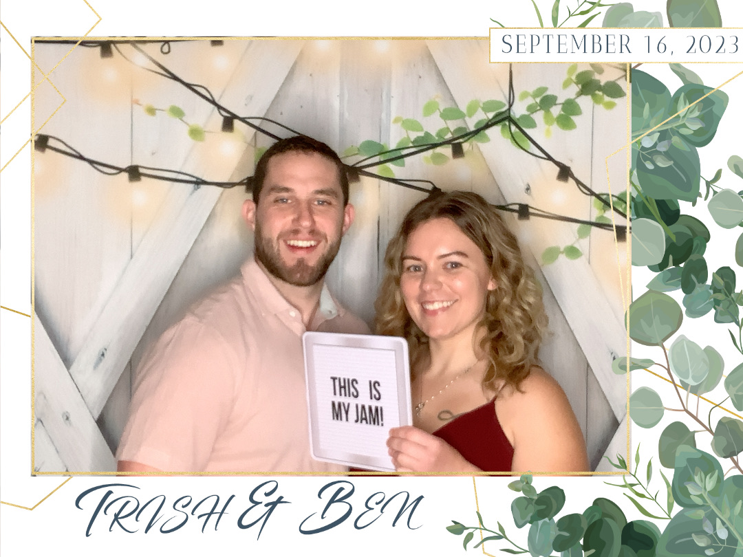 Ben + Trish  | View more photos from the event at gallery.capturethemomentnl.ca/u/CaptureTheMoment/Ben-Trish