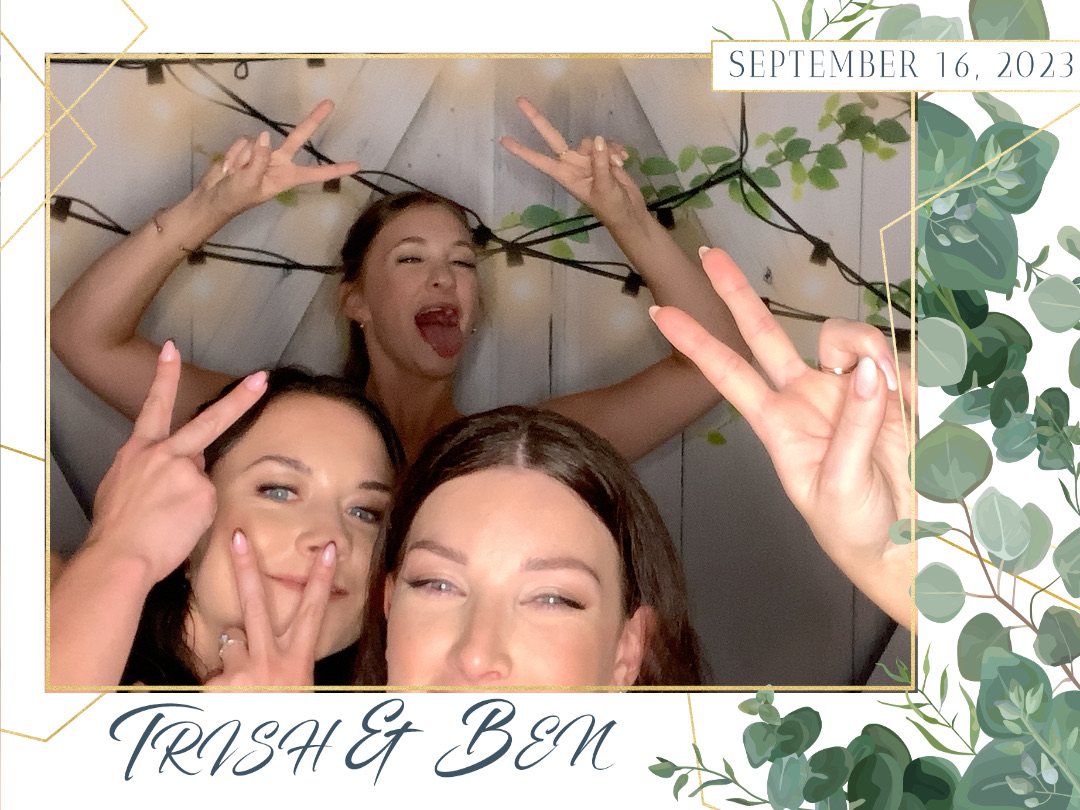 Ben + Trish  | View more photos from the event at gallery.capturethemomentnl.ca/u/CaptureTheMoment/Ben-Trish