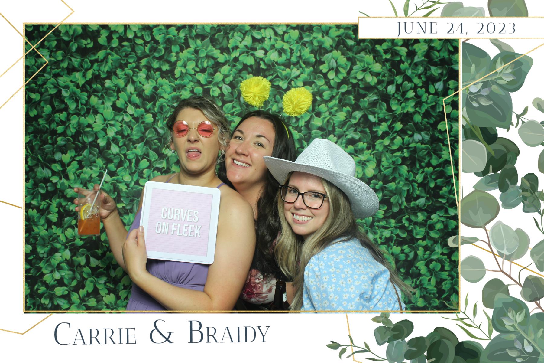 Carrie & Braidy's Wedding  | View more photos from the event at gallery.capturethemomentnl.ca/u/CaptureTheMoment/Carrie-Braidys-Wedding