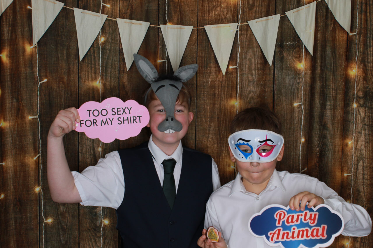 Mr & Mrs Ward Wedding | View more photos from the event at v1.boothgallery.com/u/ClicksPhotobooth/Mr-Mrs-Ward-Wedding