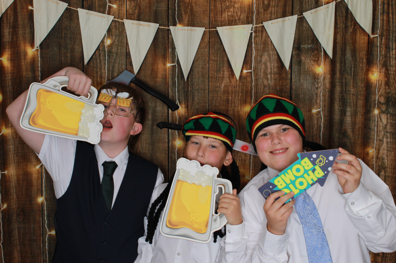 Mr & Mrs Ward Wedding | View more photos from the event at v1.boothgallery.com/u/ClicksPhotobooth/Mr-Mrs-Ward-Wedding