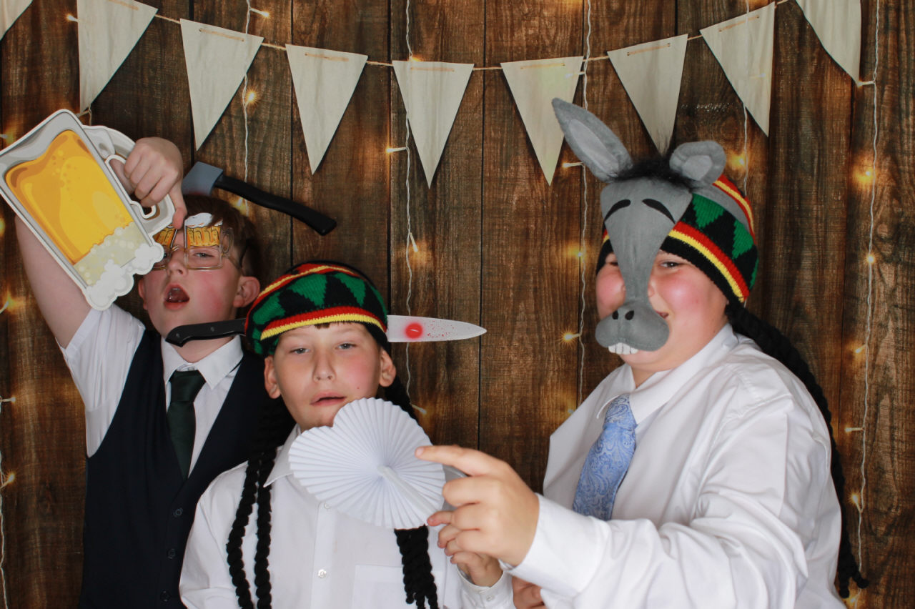 Mr & Mrs Ward Wedding | View more photos from the event at v1.boothgallery.com/u/ClicksPhotobooth/Mr-Mrs-Ward-Wedding