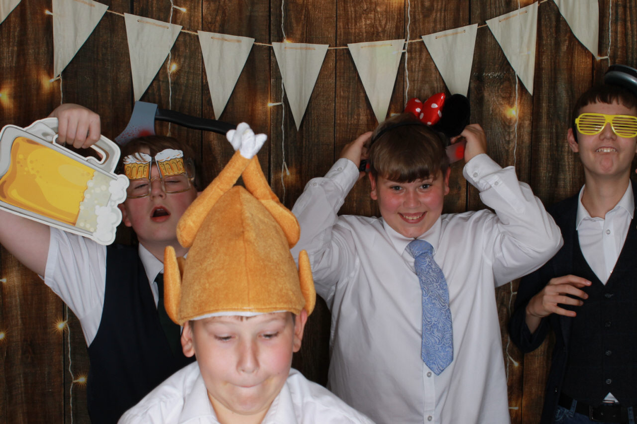 Mr & Mrs Ward Wedding | View more photos from the event at v1.boothgallery.com/u/ClicksPhotobooth/Mr-Mrs-Ward-Wedding