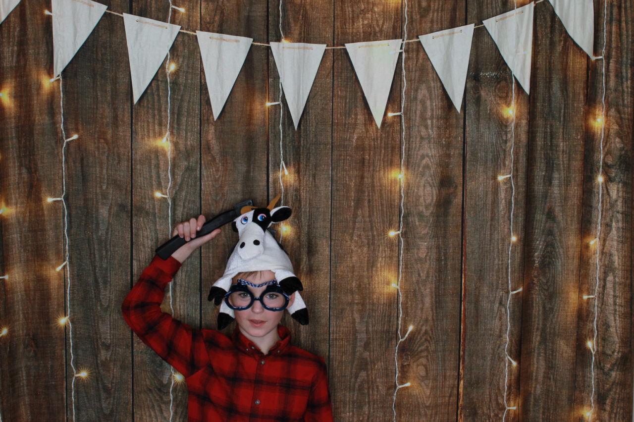 Mr & Mrs Ward Wedding | View more photos from the event at v1.boothgallery.com/u/ClicksPhotobooth/Mr-Mrs-Ward-Wedding