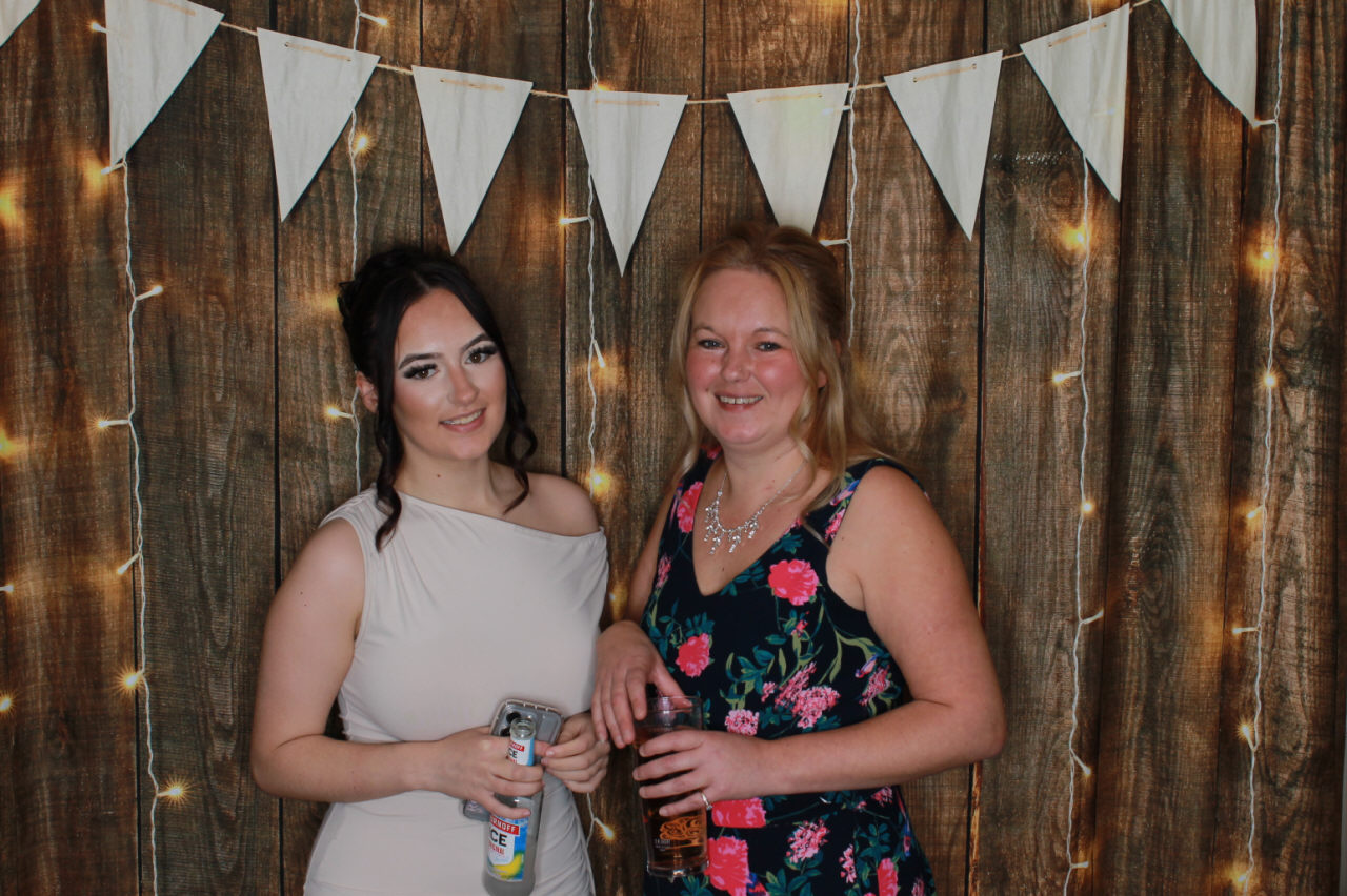 Mr & Mrs Ward Wedding | View more photos from the event at v1.boothgallery.com/u/ClicksPhotobooth/Mr-Mrs-Ward-Wedding