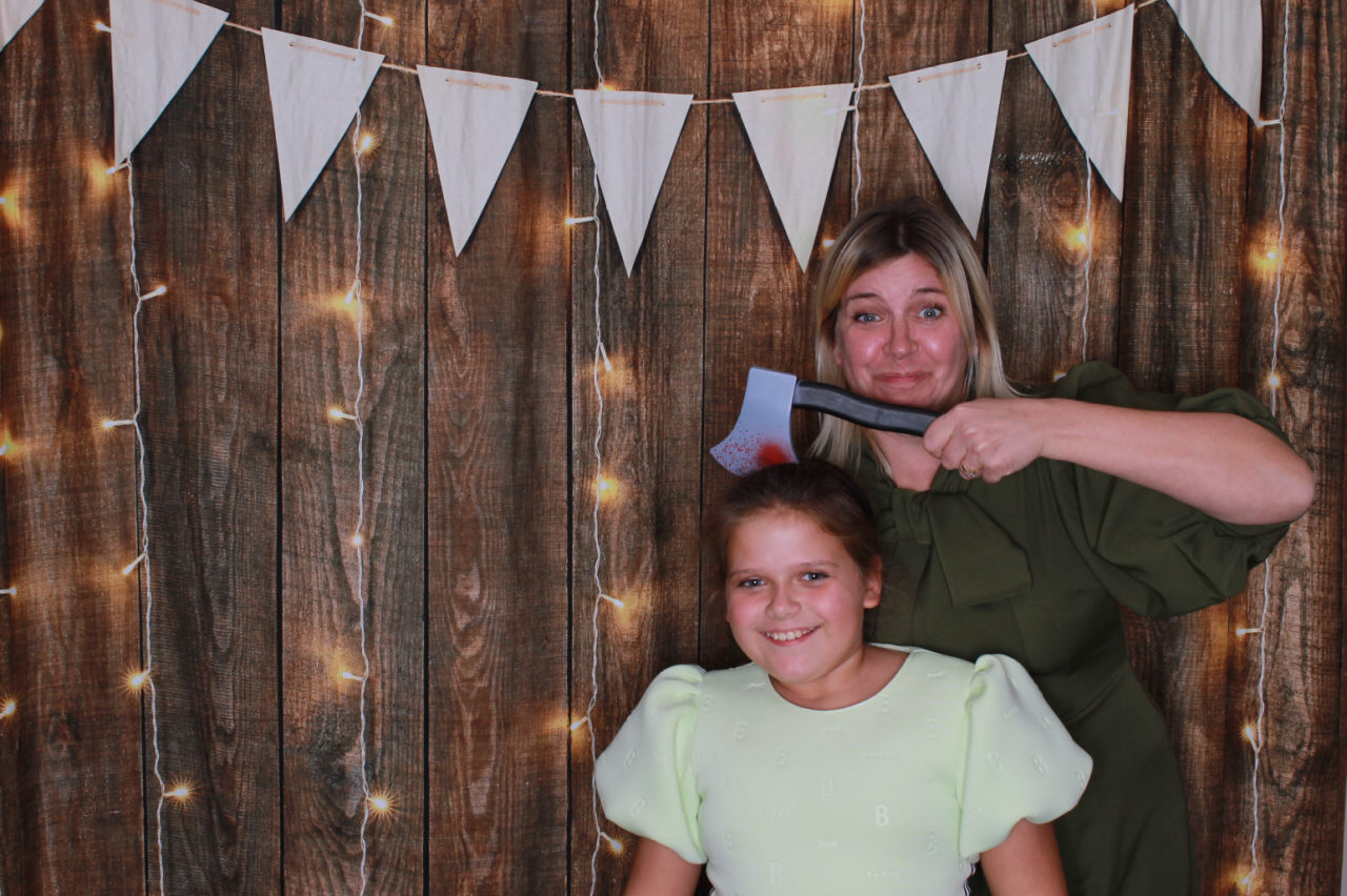 Mr & Mrs Ward Wedding | View more photos from the event at v1.boothgallery.com/u/ClicksPhotobooth/Mr-Mrs-Ward-Wedding