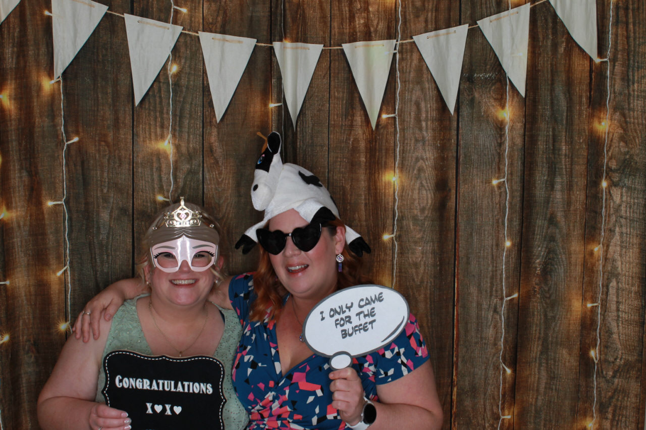 Mr & Mrs Ward Wedding | View more photos from the event at v1.boothgallery.com/u/ClicksPhotobooth/Mr-Mrs-Ward-Wedding