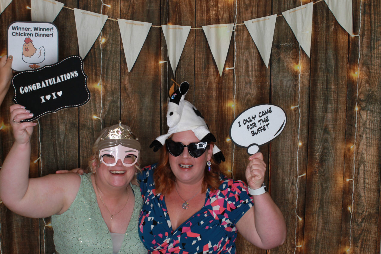 Mr & Mrs Ward Wedding | View more photos from the event at v1.boothgallery.com/u/ClicksPhotobooth/Mr-Mrs-Ward-Wedding