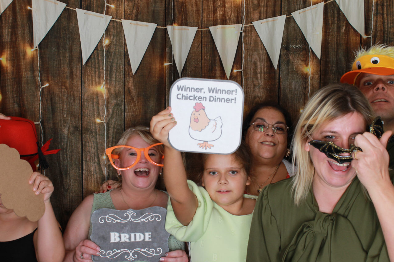 Mr & Mrs Ward Wedding | View more photos from the event at v1.boothgallery.com/u/ClicksPhotobooth/Mr-Mrs-Ward-Wedding