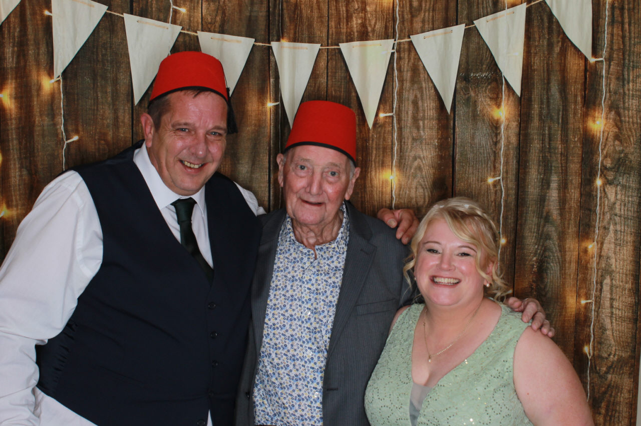 Mr & Mrs Ward Wedding | View more photos from the event at v1.boothgallery.com/u/ClicksPhotobooth/Mr-Mrs-Ward-Wedding