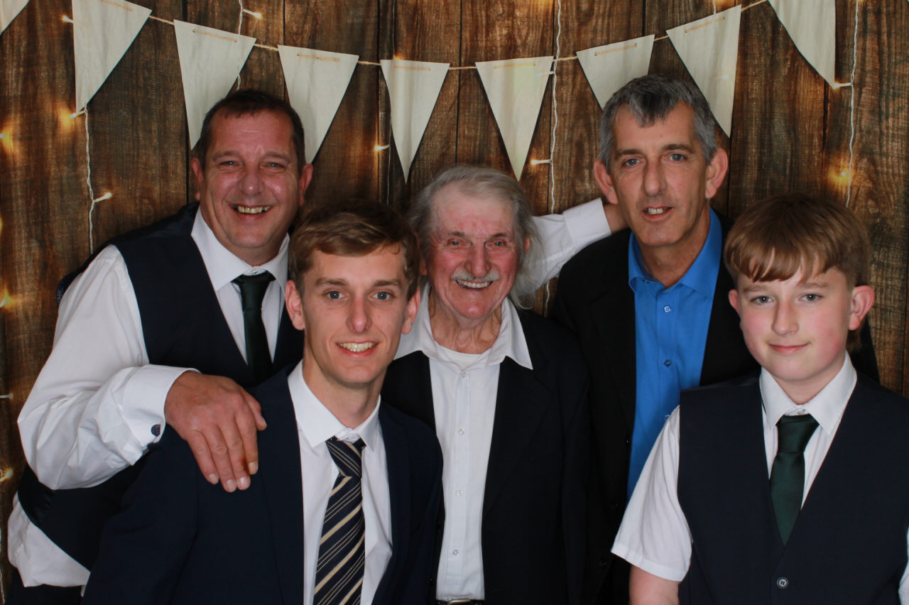 Mr & Mrs Ward Wedding | View more photos from the event at v1.boothgallery.com/u/ClicksPhotobooth/Mr-Mrs-Ward-Wedding