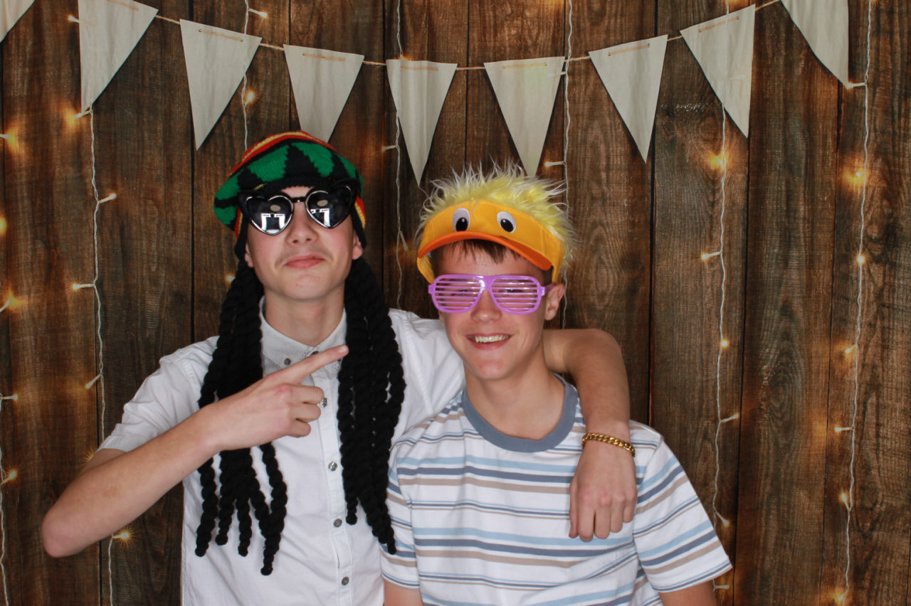 Mr & Mrs Ward Wedding | View more photos from the event at v1.boothgallery.com/u/ClicksPhotobooth/Mr-Mrs-Ward-Wedding