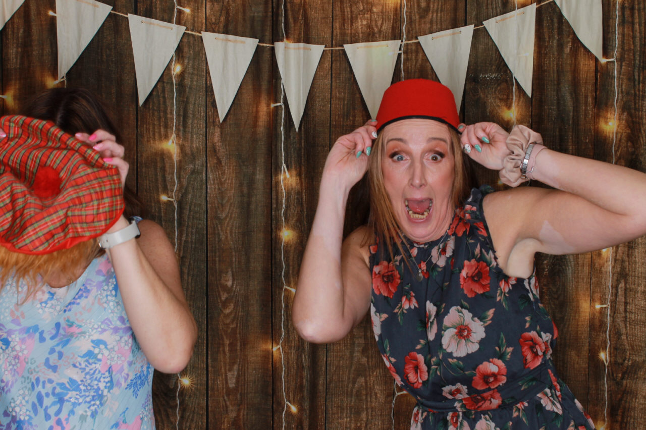 Mr & Mrs Ward Wedding | View more photos from the event at v1.boothgallery.com/u/ClicksPhotobooth/Mr-Mrs-Ward-Wedding